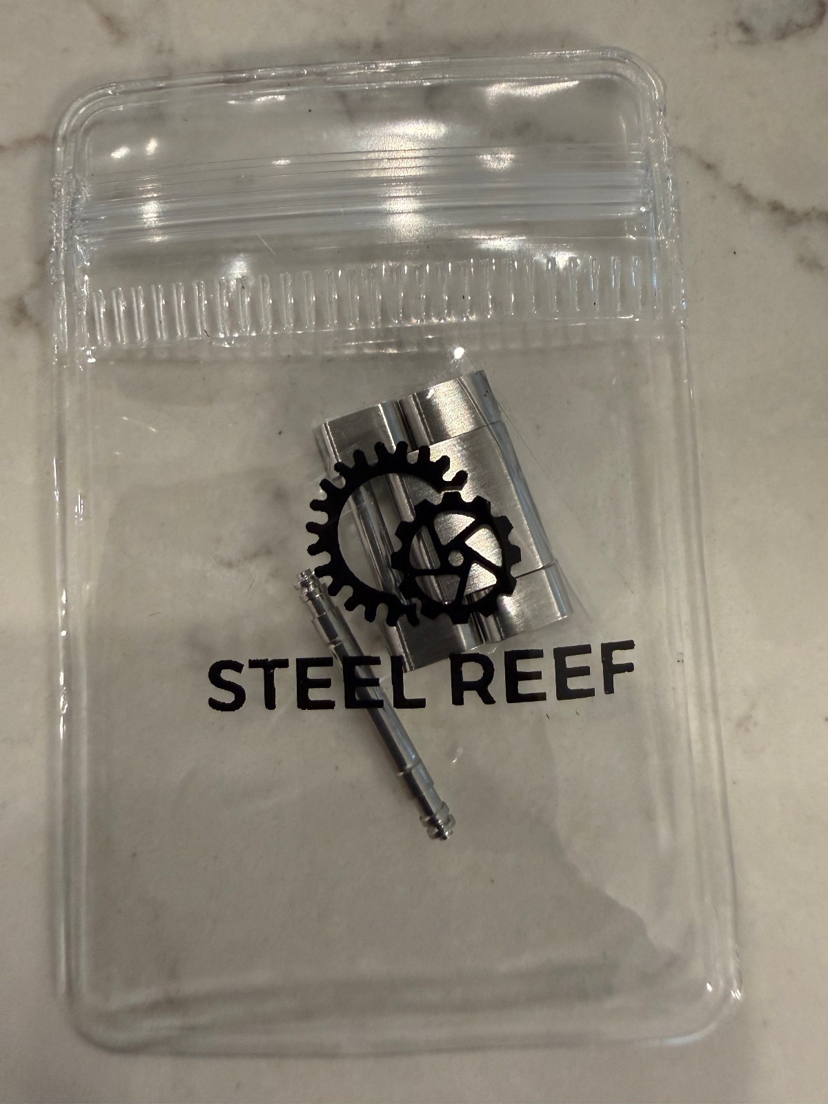 Steel Reef \'On-the-Fly\' Extension Link for Rolex Oyster Perpetual 39 114300 Steel Reef \'On-the-Fly\' Extension Link for Rolex Oyster Perpetual 39 114300