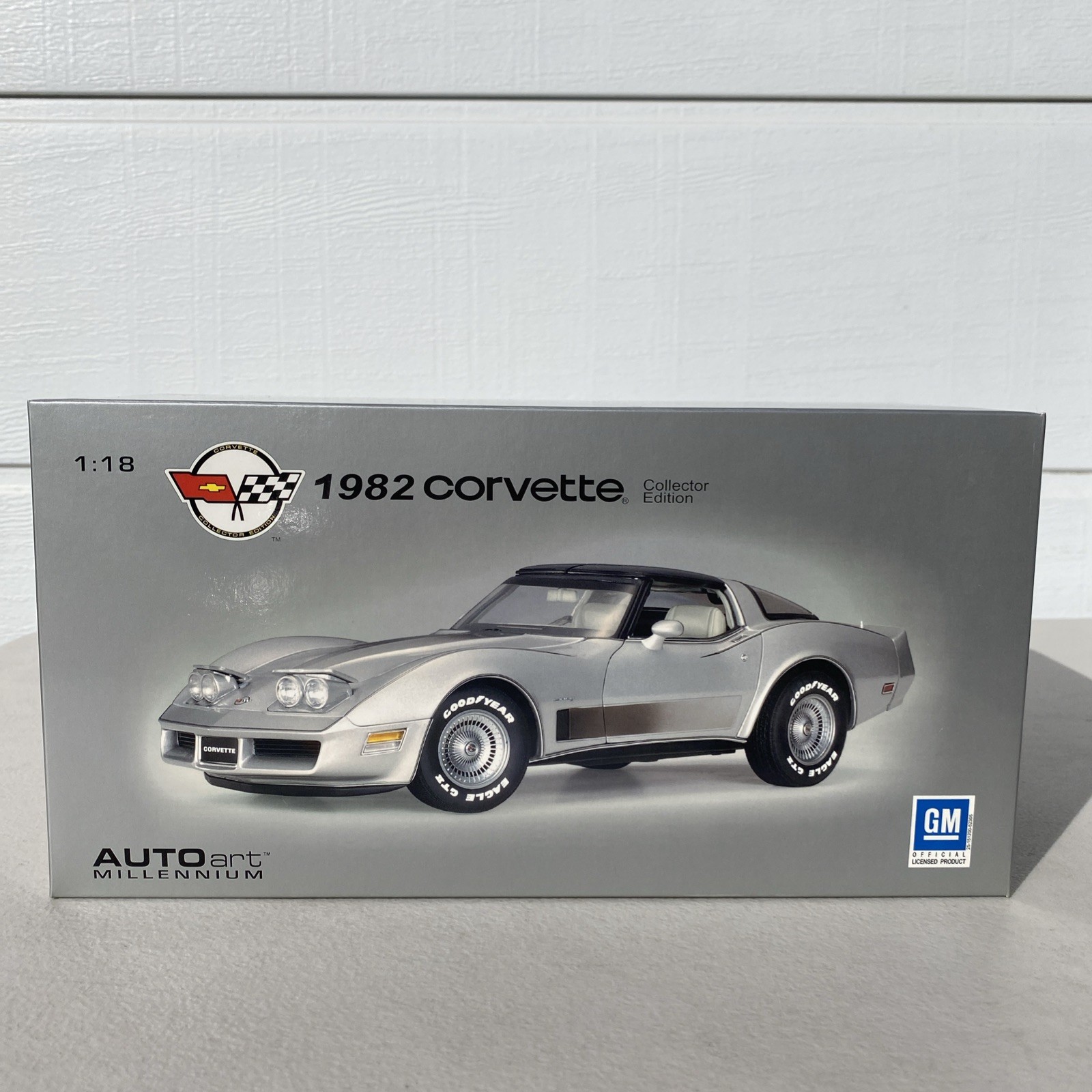 AUTOart Millennium 1982 Chevrolet Corvette 1:18 Scale Diecast Collector Edition AUTOart Millennium 1982 Chevrolet Corvette 1:18 Scale Diecast Collector Edition