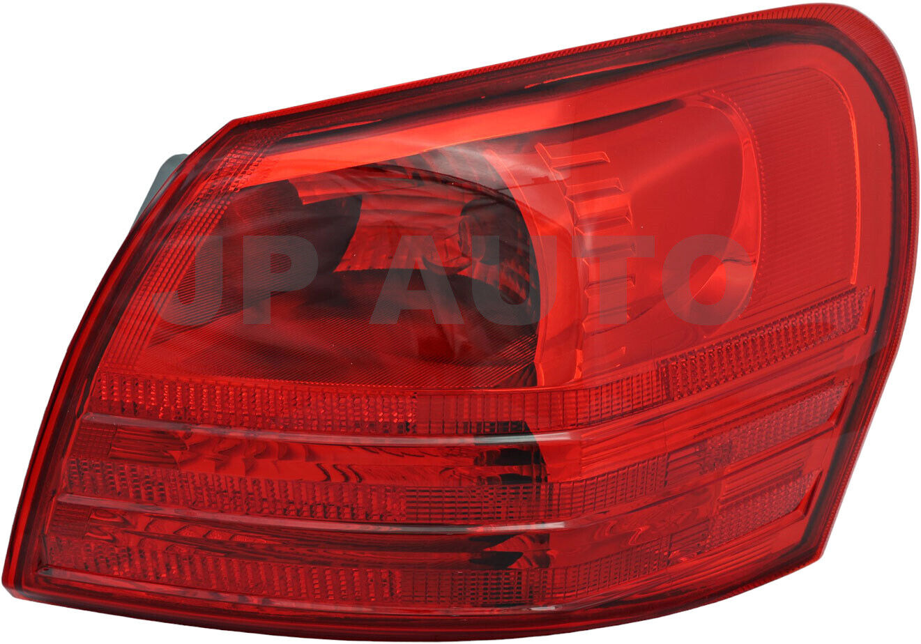 For 2008-2015 Nissan Rogue Tail Light Passenger Side