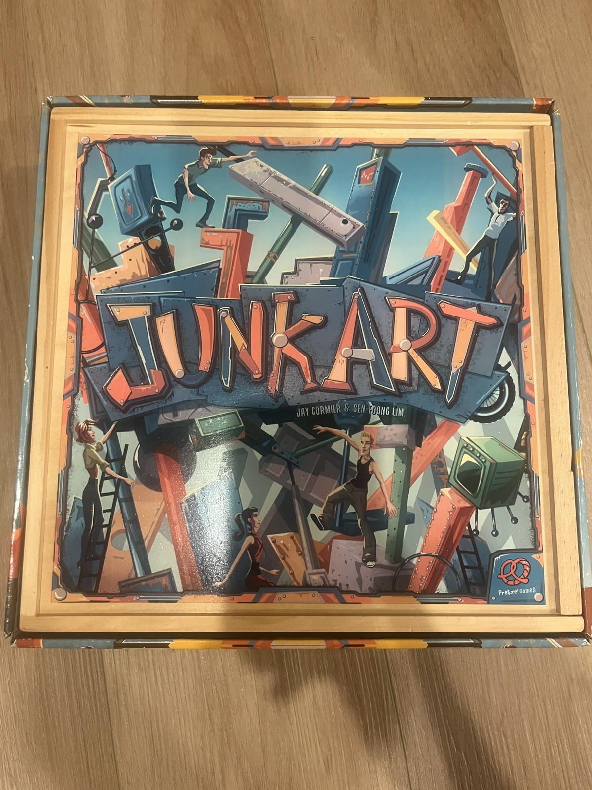 Junk Art Board Game 2018 Rare Used READ DESCRIPTION Junk Art Board Game 2018 Rare Used READ DESCRIPTION