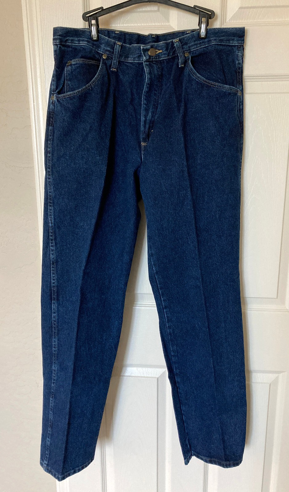 Wrangler Jeans 36X32 Men’s Regular Fit Straight Denim Dark Midnight Wash 96501MR Wrangler Jeans 36X32 Men’s Regular Fit Straight Denim Dark Midnight Wash 96501MR
