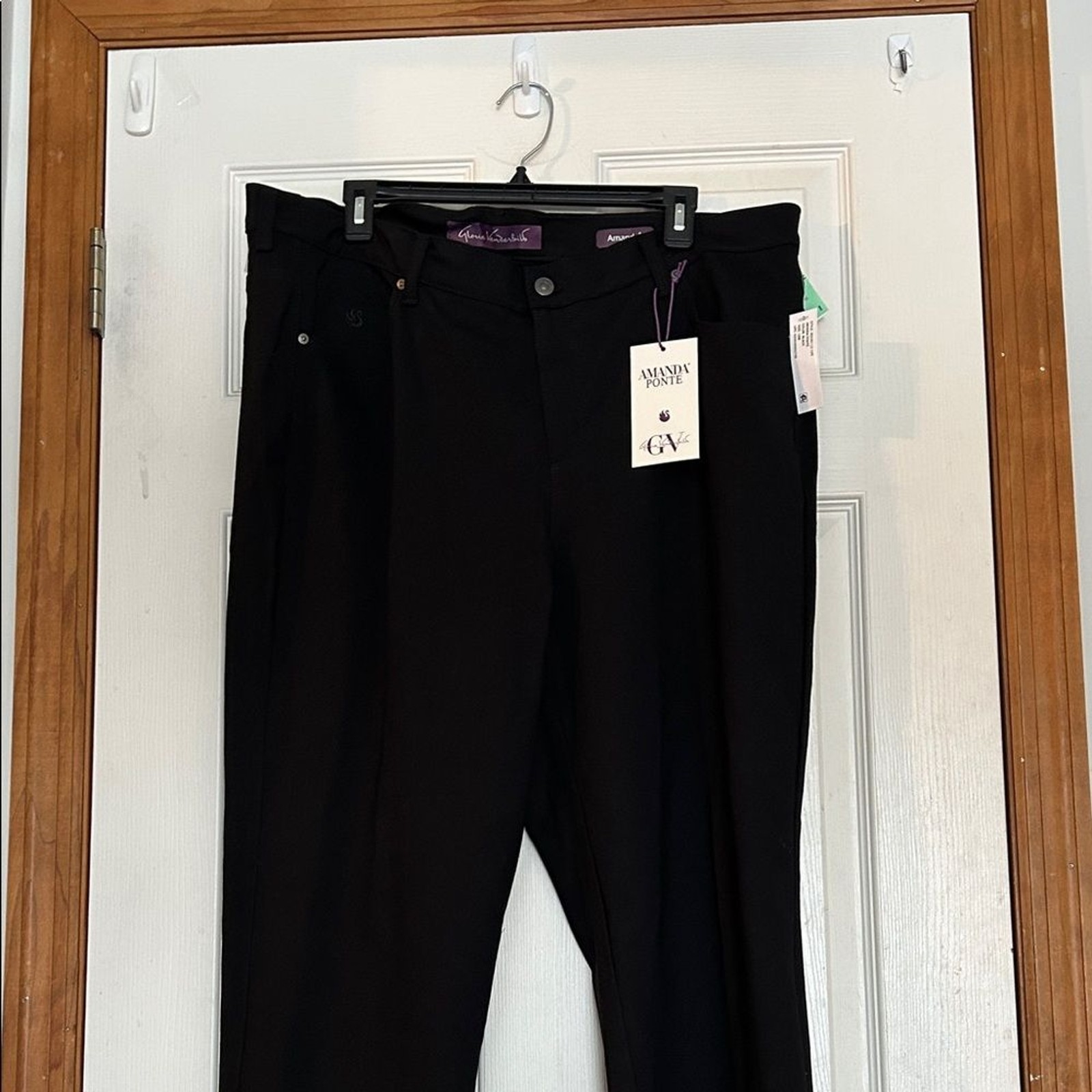 NWT - Gloria Vanderbilt Classic Black Straight Leg Pants NWT - Gloria Vanderbilt Classic Black Straight Leg Pants