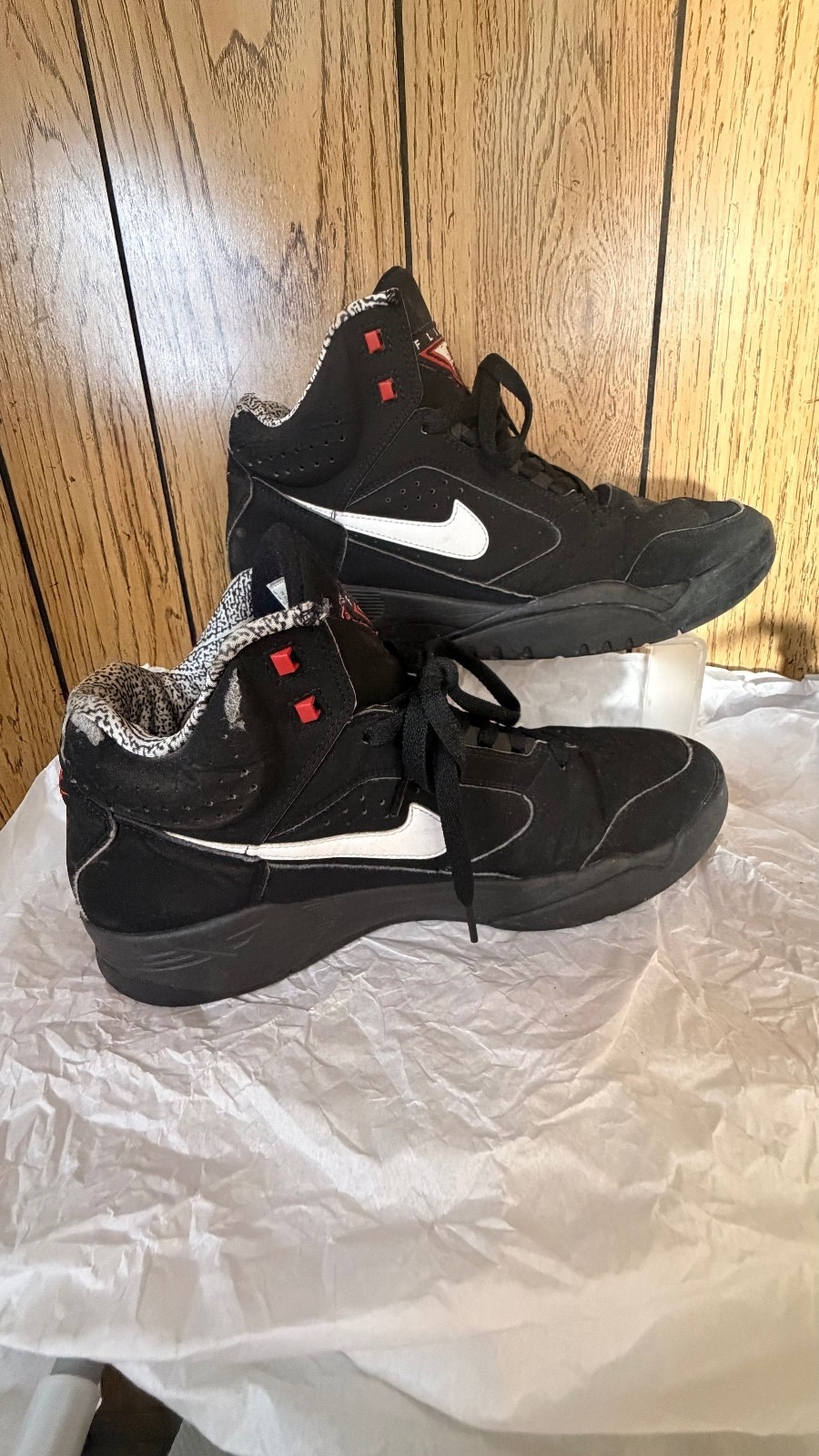 Nike Flight Black and White High-Top Sneakers Size 10 Nike Flight Black and White High-Top Sneakers Size 10