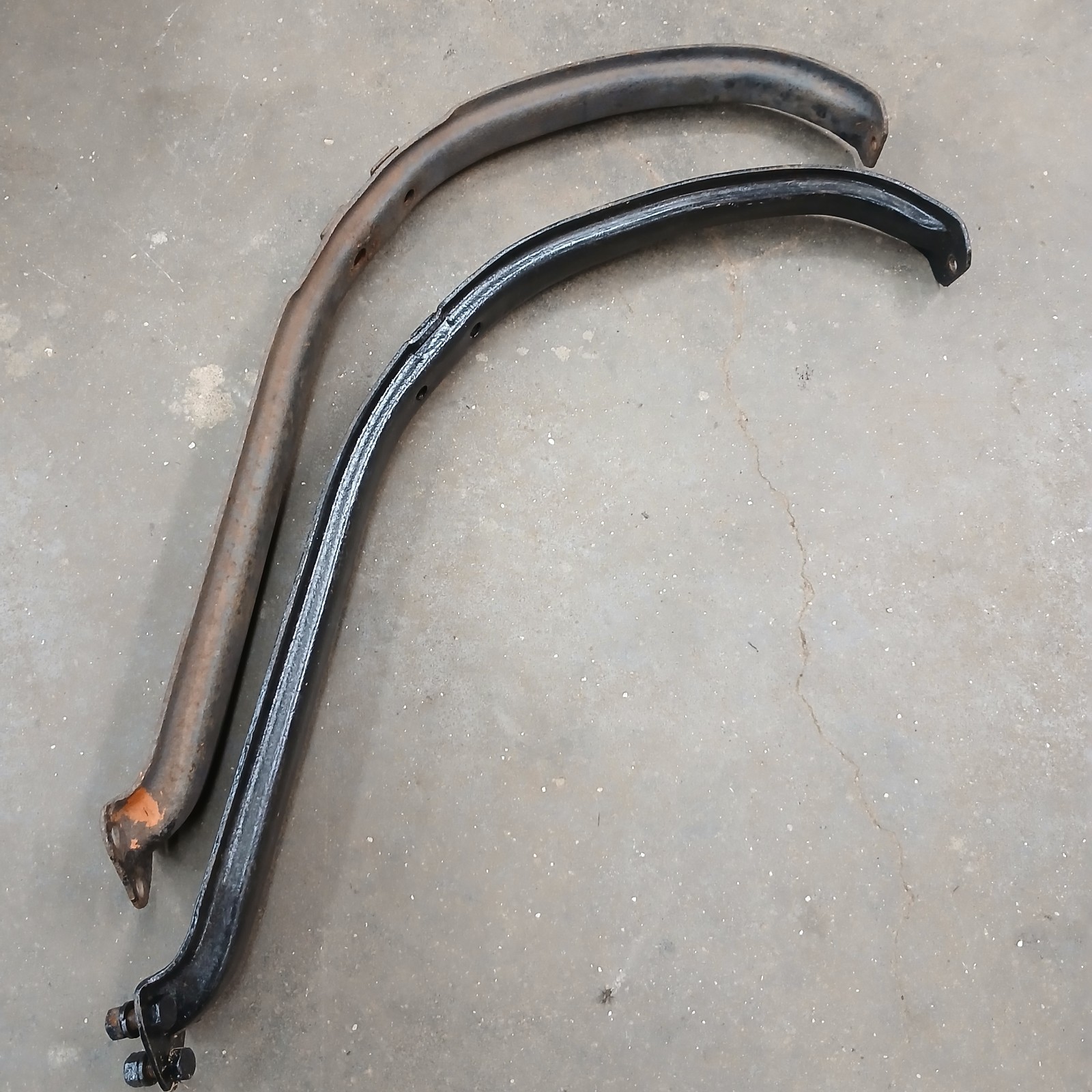1930-1931 Ford Model A Front Fender Brace Stamped Steel Rod Support Bracket 