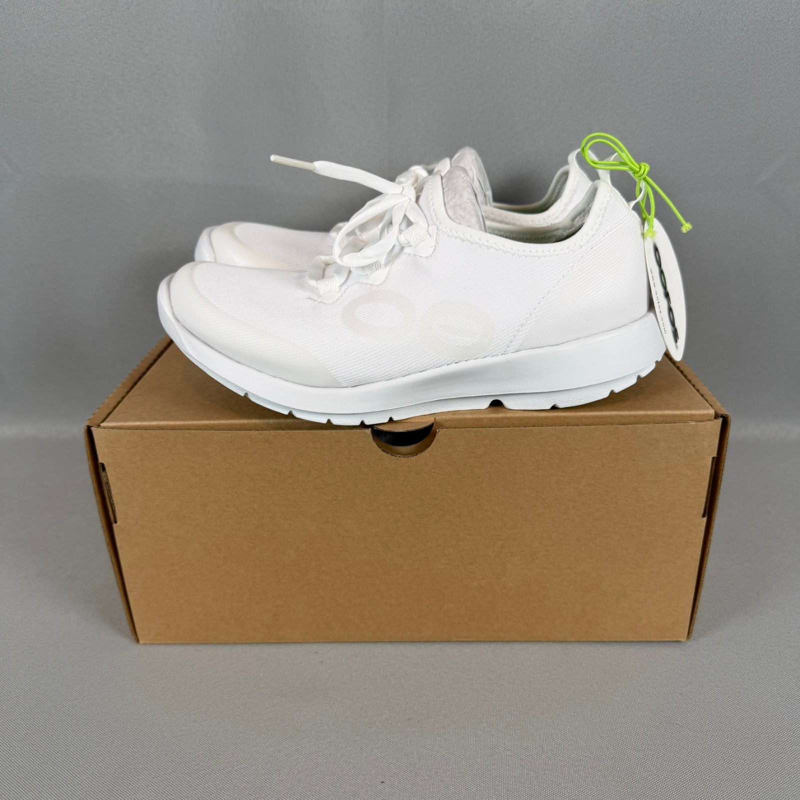 Oofos OOmg Sport LS Recovery Sneakers Womens 8 White Lace-Up Slip On Shoes NIB