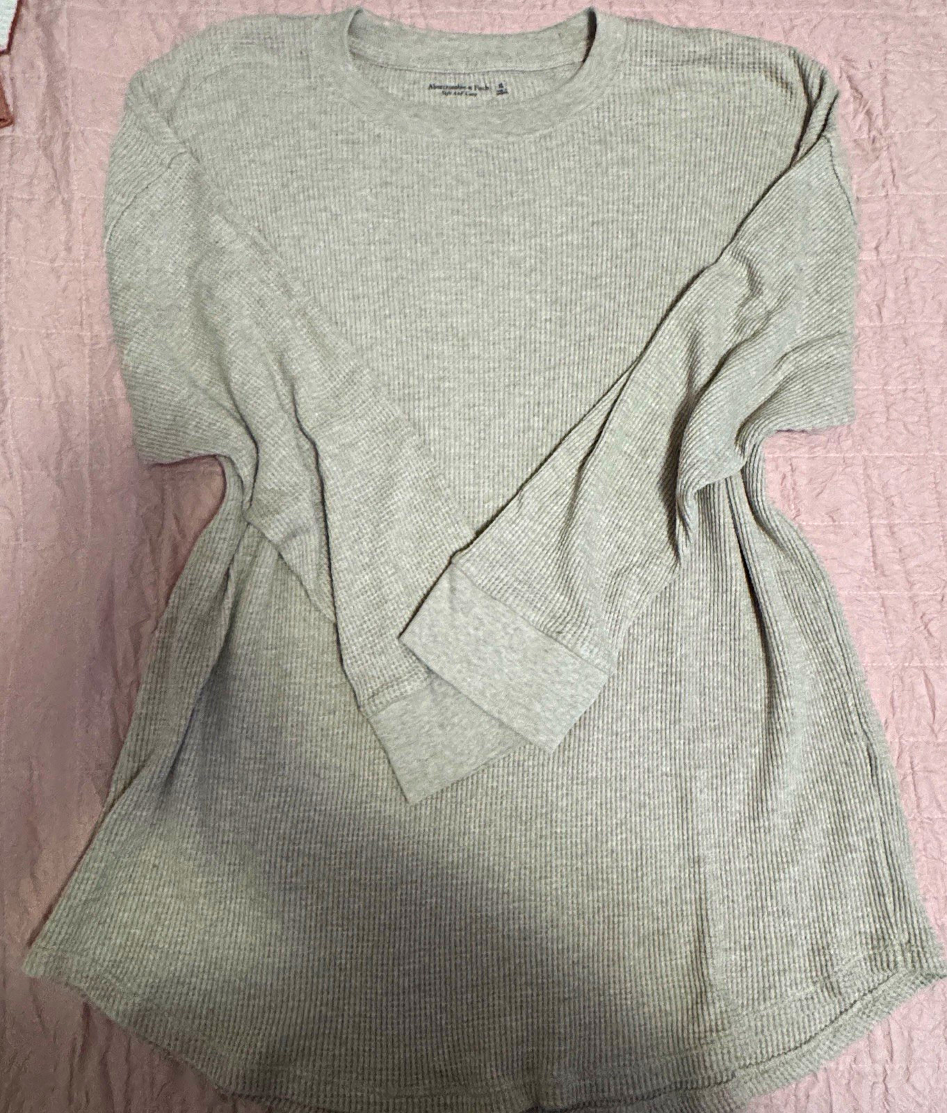 Abercrombie & Fitch Men’s XL Gray Waffle Knit Crew Long Sleeve Tee Abercrombie & Fitch Men’s XL Gray Waffle Knit Crew Long Sleeve Tee