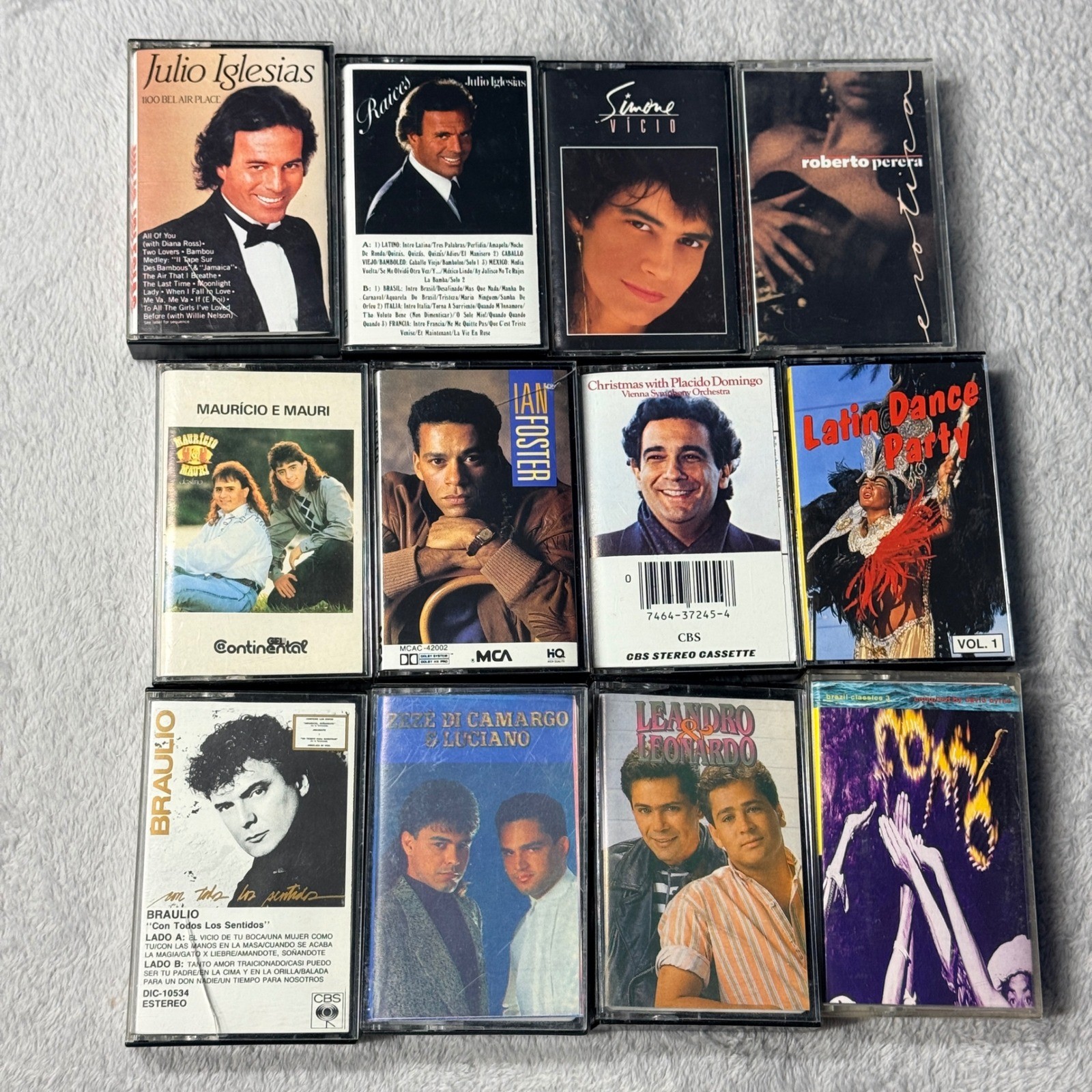 Mixed Latin Pop & World Music Cassette Tape Lot Julio Iglesias Simone 11pc