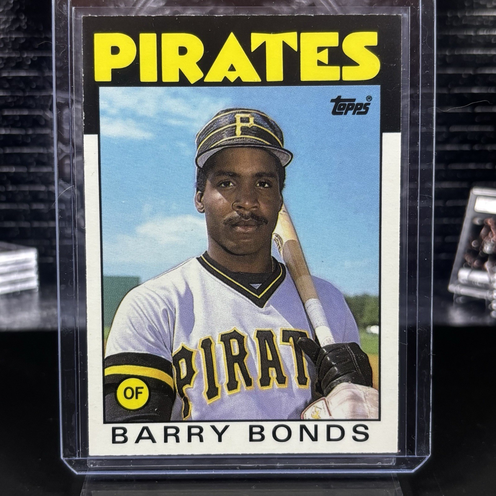 1986 Topps Traded - Barry Bonds #11T (RC) 1986 Topps Traded - Barry Bonds #11T (RC)