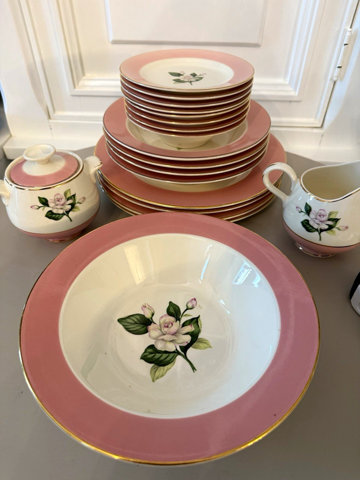 Vintage International D.S. Co. Glenwood Pink Rose Dinnerware Gold Trim 19 Piece