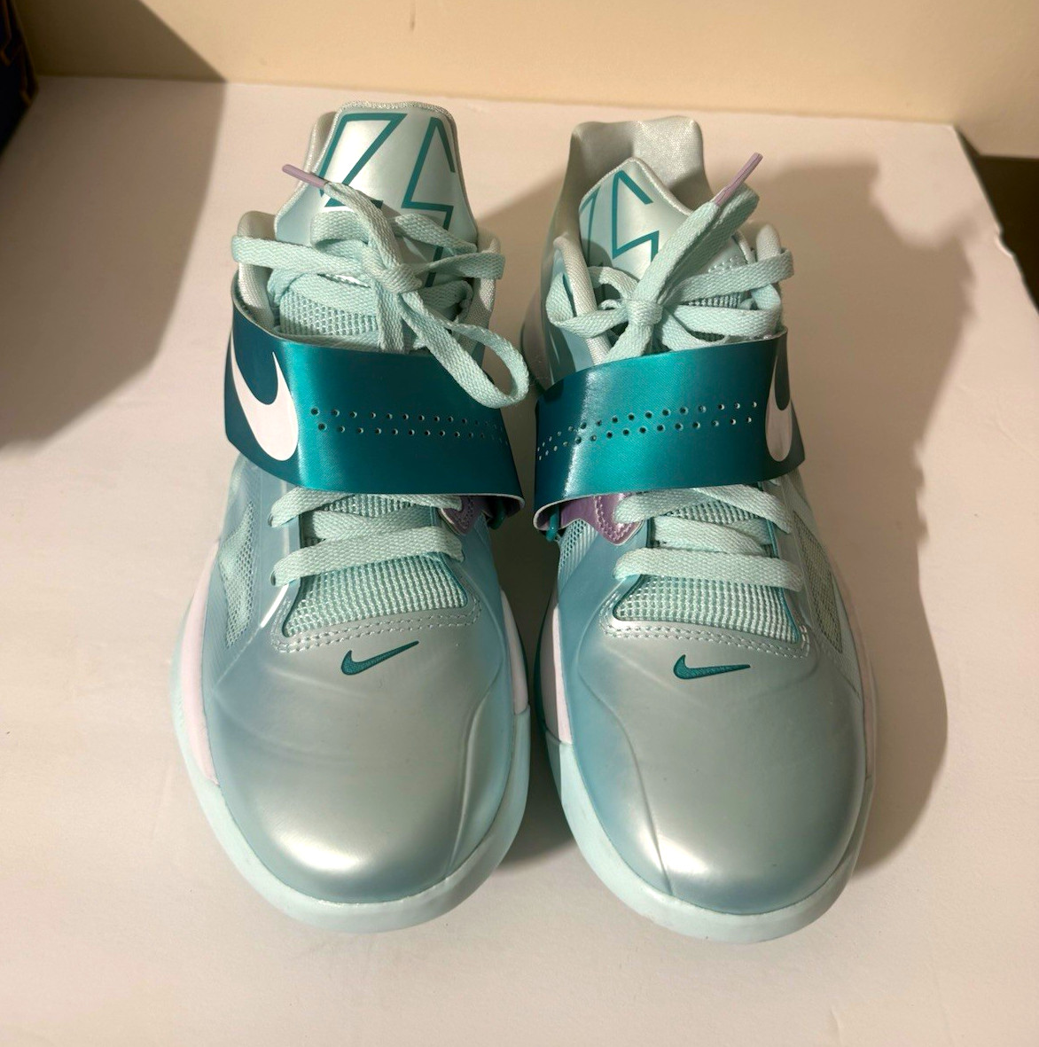 Nike KD 4 Easter 2025 Mint Candy Green IB3550-300 Men’s Size 9 OG Box Nike KD 4 Easter 2025 Mint Candy Green IB3550-300 Men’s Size 9 OG Box