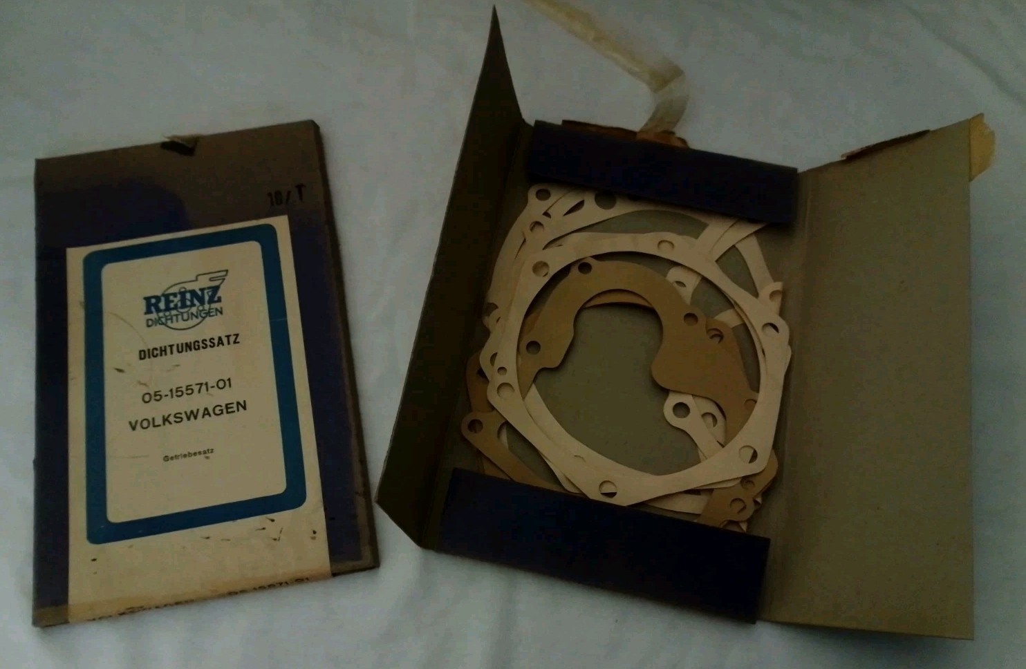 NOS GERMAN VW BUG, GHIA, BUS EARLY SPLIT CASE TRANSAXLE GASKET SET/ EXC