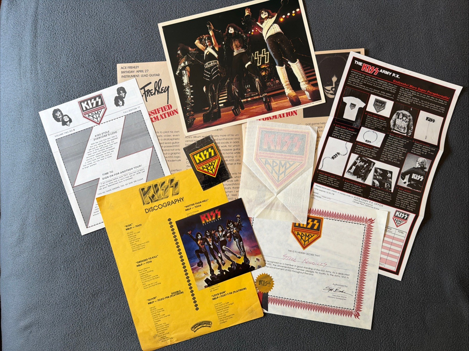 Vintage Original 1976-1978 KISS Army Membership Kit Items. Sticker. Cards Photos Vintage Original 1976-1978 KISS Army Membership Kit Items. Sticker. Cards Photos