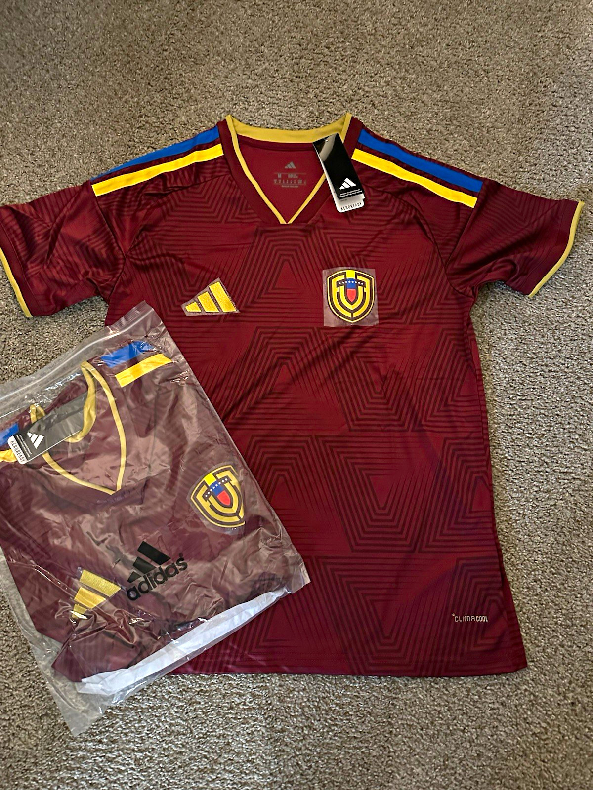 adidas Venezuela National Team Soccer Jersey ClimaCool size S adidas Venezuela National Team Soccer Jersey ClimaCool size S