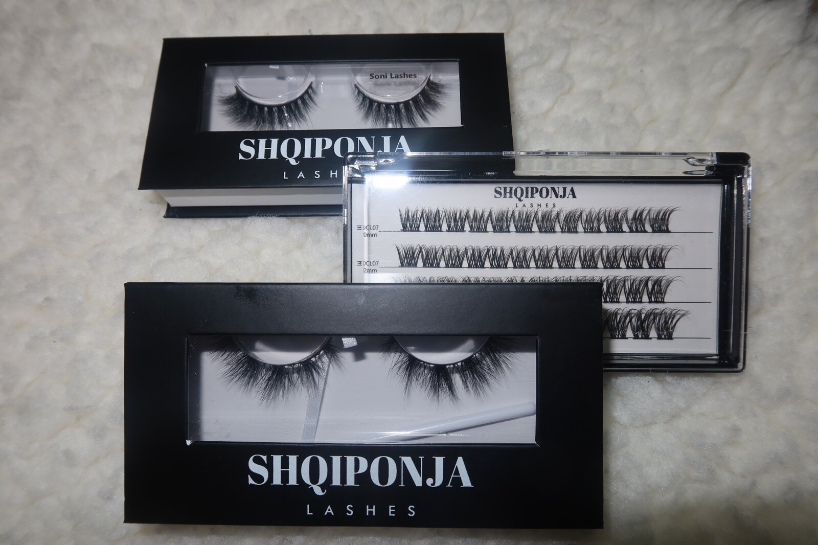 Eyelash extension Eyelash extension