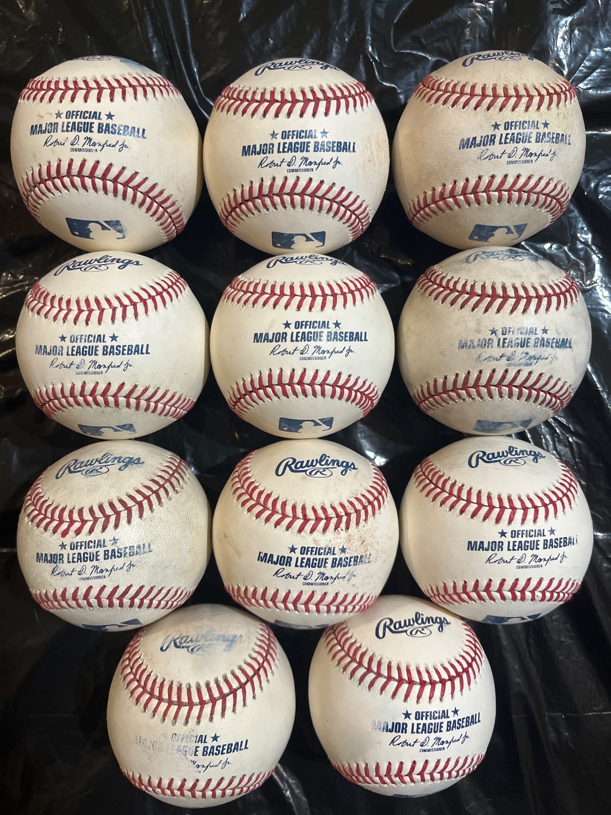 11 OFFICIAL RAWLINGS MAJOR LEAGUE BASEBALLS, MANFRED JR
