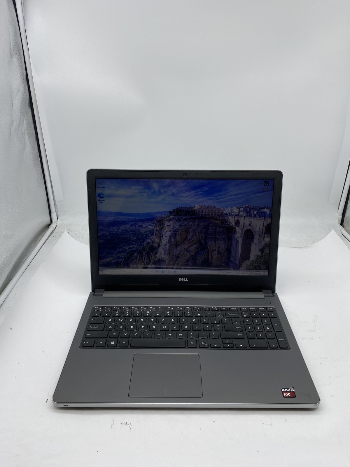 Dell Inspiron 5555 Laptop AMD A10-8700P 1.8GHz 8GB RAM 1TB HDD W10P Dell Inspiron 5555 Laptop AMD A10-8700P 1.8GHz 8GB RAM 1TB HDD W10P