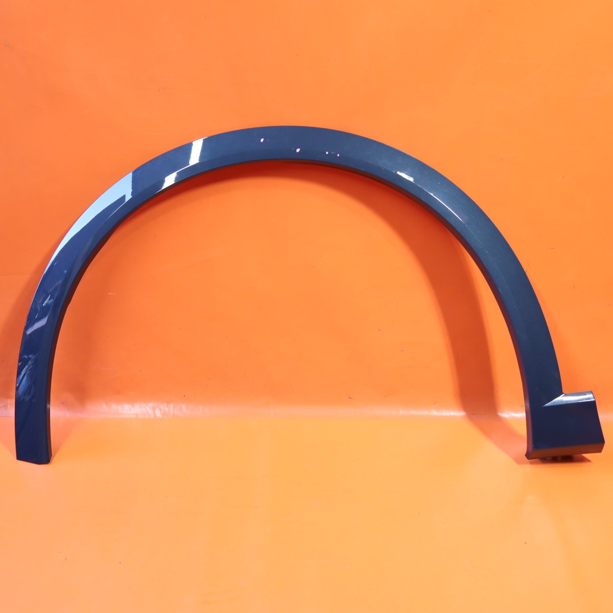 AUDI E-TRON FENDER FLARE MOLDING LEFT FRONT 2019 2020 2021 2022 2023 4KE853717F
