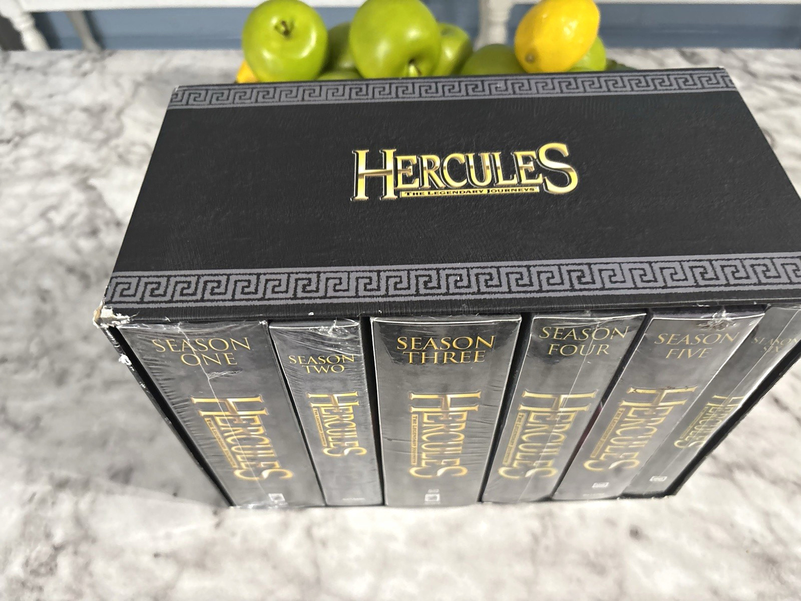 Hercules: The Legendary Journeys Seasons 1-6 TV Show Box Set