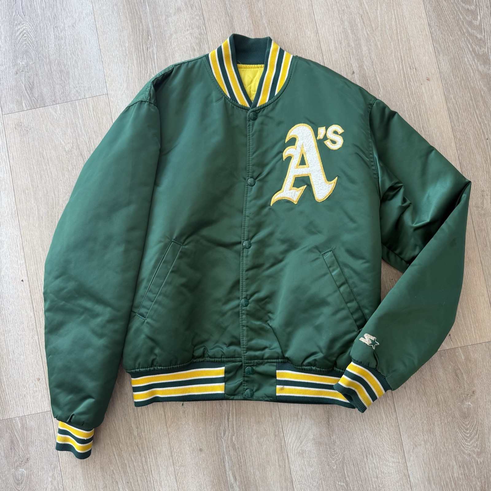 Vintage Starter Diamond Collection Oakland Athletics Satin Bomber Jacket Large Vintage Starter Diamond Collection Oakland Athletics Satin Bomber Jacket Large