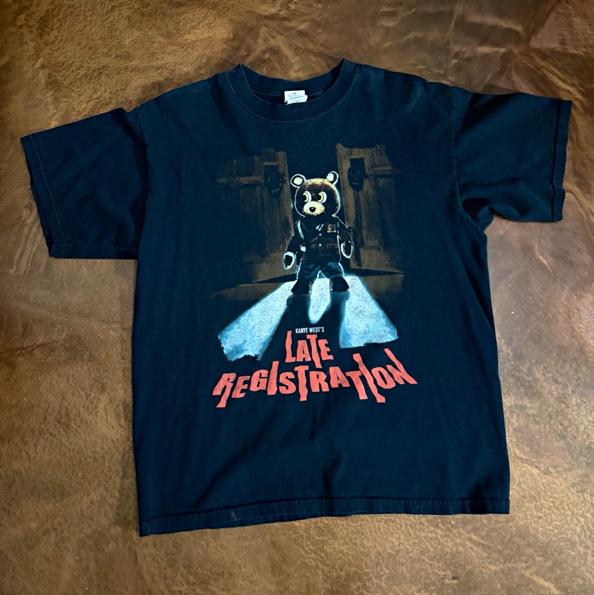 VINTAGE Anvil Kanye West Touch the Sky Tour 2005 Dropout Bear Tee L