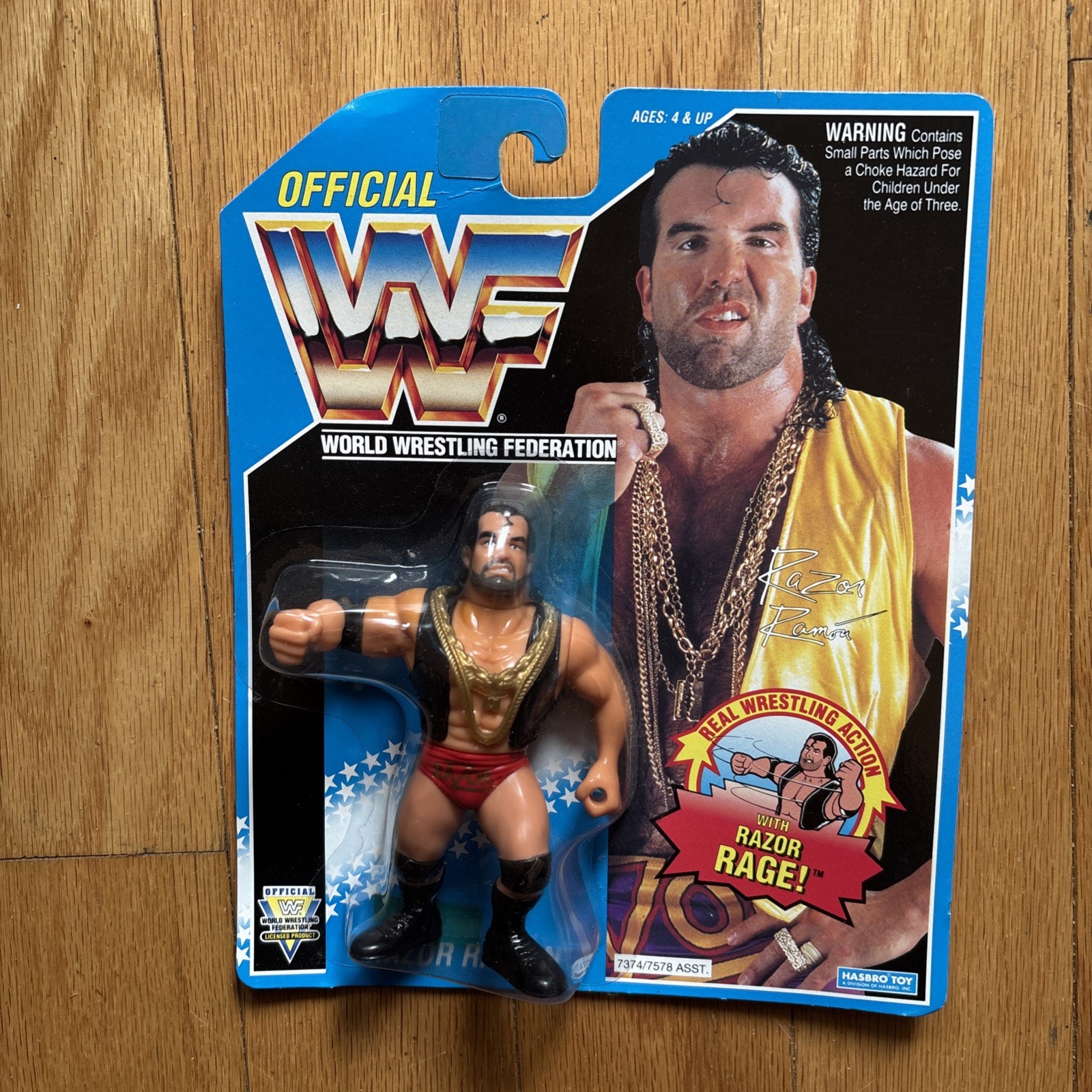 Razor Ramon RED Shorts WWF Wrestling Blue Card 1994 Hasbro Figure NEW SEALED Razor Ramon RED Shorts WWF Wrestling Blue Card 1994 Hasbro Figure NEW SEALED