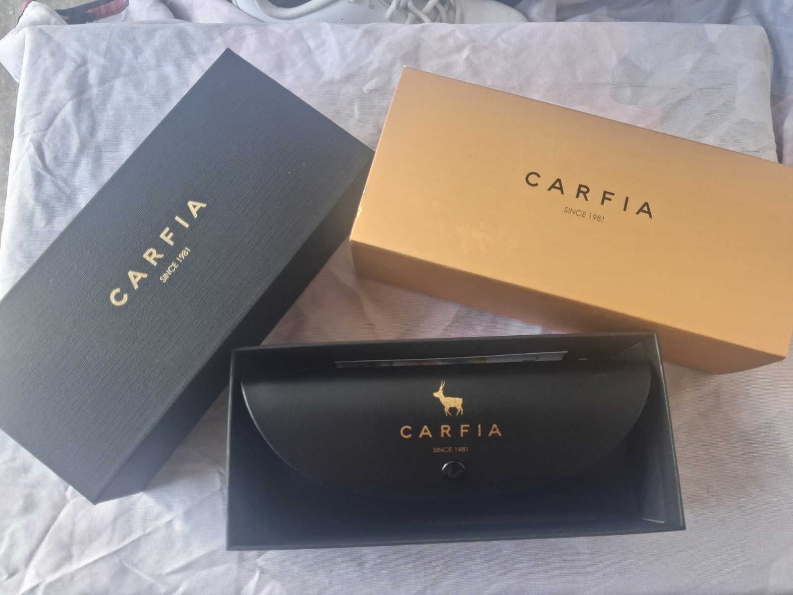 Carfia Unisex Sunglasses Since 1981 Gold Frame New Unused In Box With Case Carfia Unisex Sunglasses Since 1981 Gold Frame New Unused In Box With Case