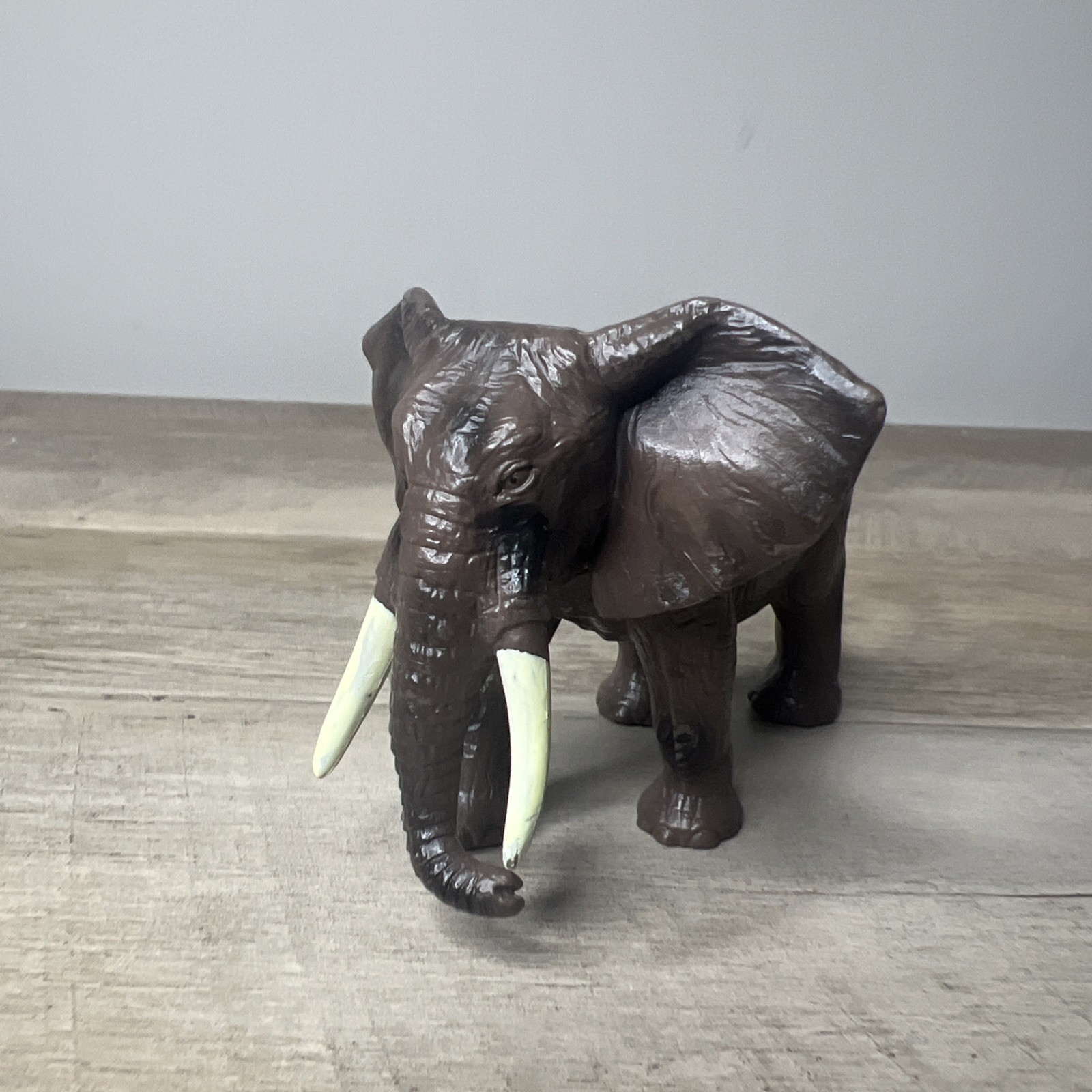 Elephant Toy Figure Brown Female African Zoo Safari Animal Figurine 3” Education Elephant Toy Figure Brown Female African Zoo Safari Animal Figurine 3” Education