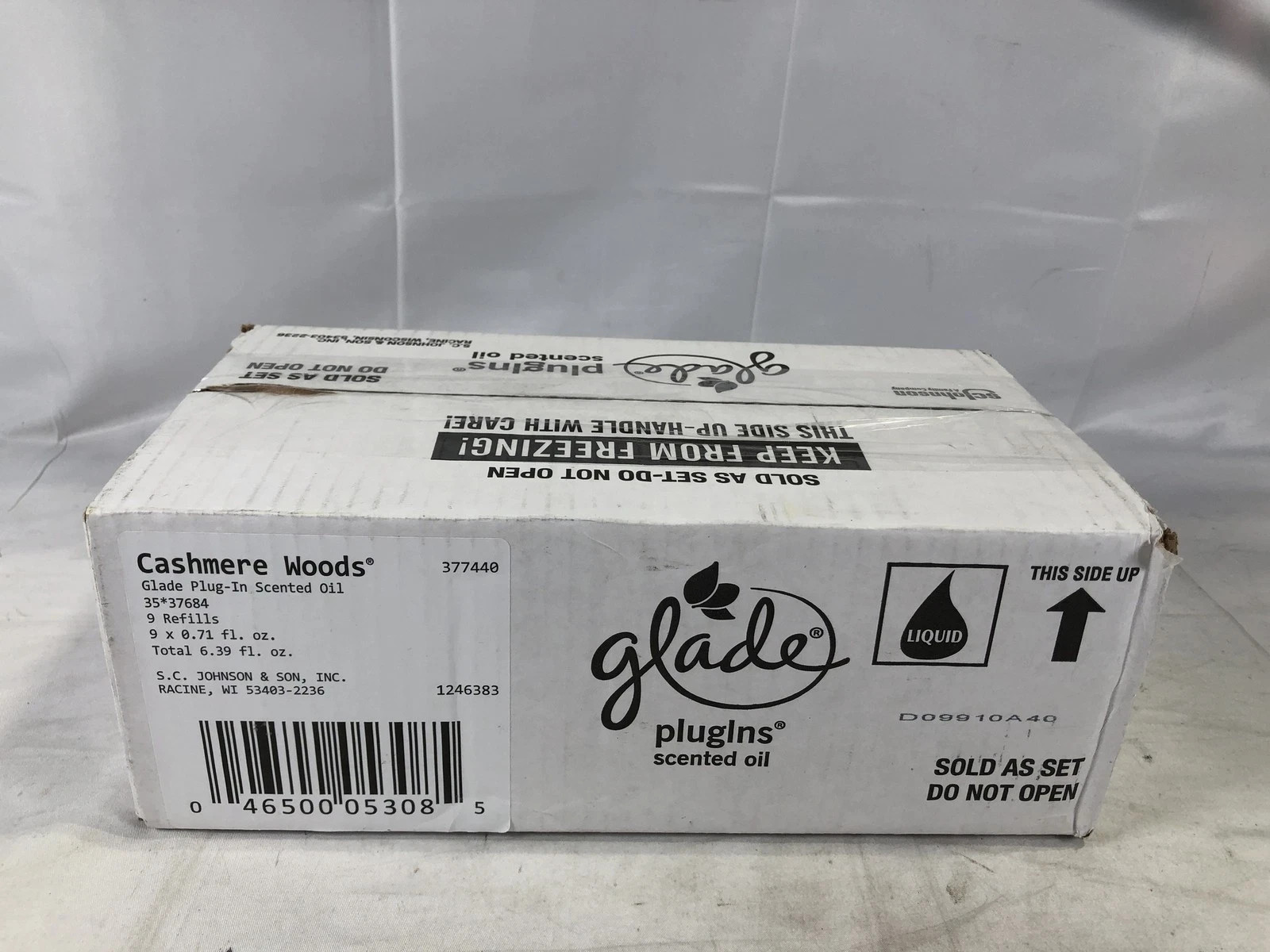 Glade PlugIns Scented Oil Refills Cashmere woods 9 Count Glade PlugIns Scented Oil Refills Cashmere woods 9 Count