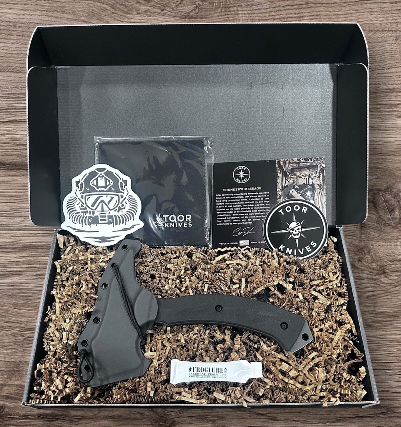 New NSW Toor F13 Tommy Tomahawk Carbon G10 Handle and Sheath. SOCOM, NSW, DEVGRU
