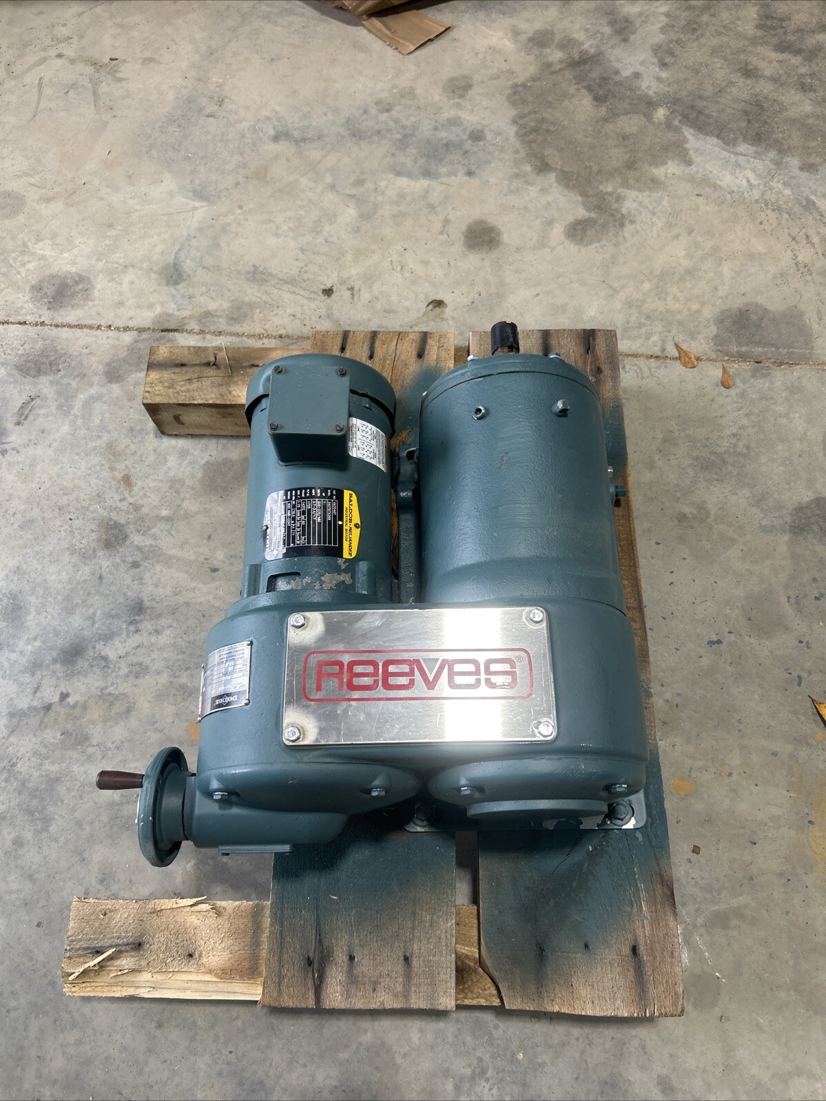 Reeves Adjustable Variable Speed, 36.3 Gear Ratio, 3/4PH, 460v, 502265810-001 EN Reeves Adjustable Variable Speed, 36.3 Gear Ratio, 3/4PH, 460v, 502265810-001 EN