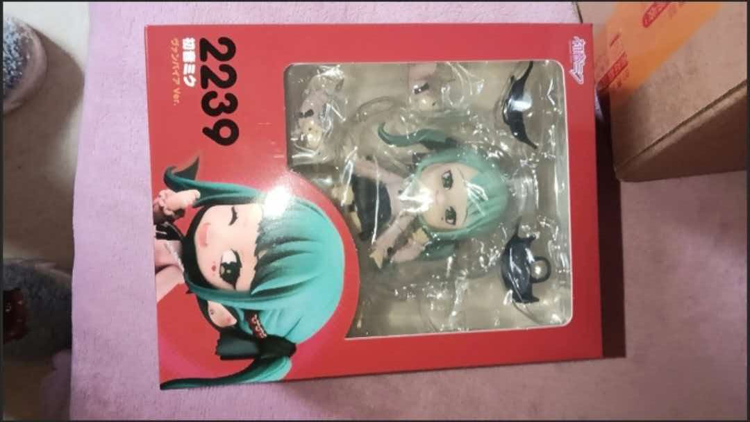 Hatsune Miku Nendoroid 2239 Vampire Version Interchangeable Face Anime Model Toy