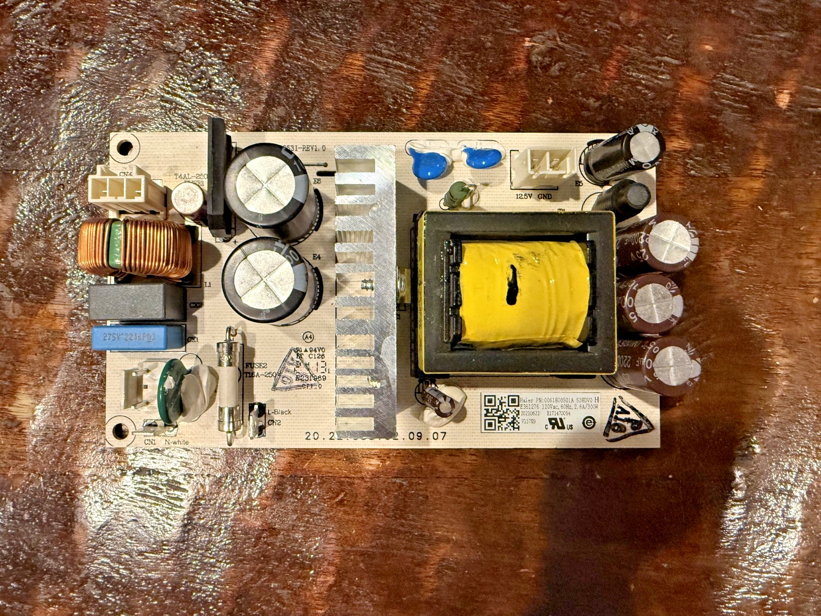GE Haier Refrigerator 0061800501A Main Control Board Genuine OEM GE Haier Refrigerator 0061800501A Main Control Board Genuine OEM