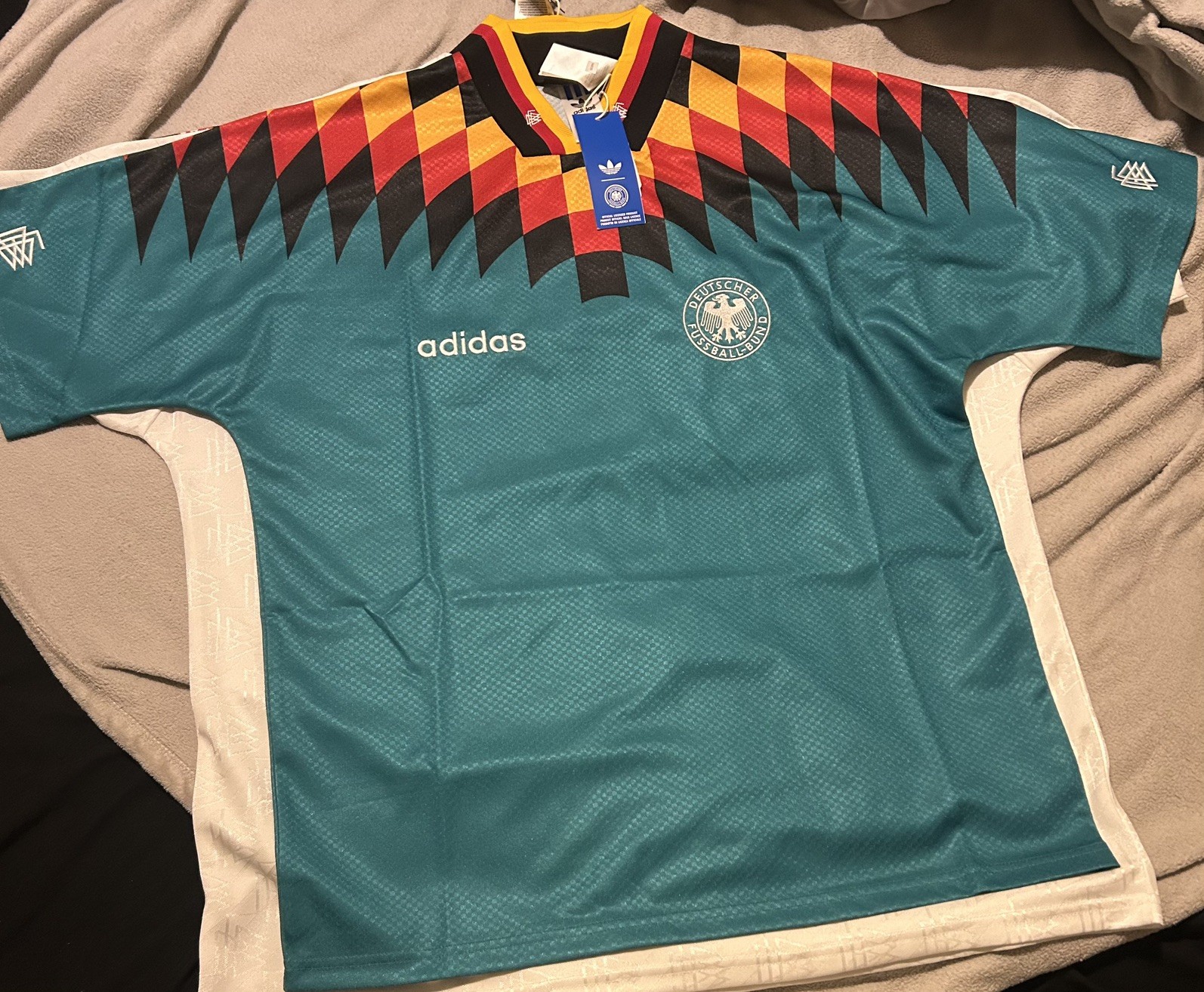 NWT Adidas Originals 1994 Germany Away Jersey Men\'s Size MEDIUM JZ6941 NWT Adidas Originals 1994 Germany Away Jersey Men\'s Size MEDIUM JZ6941