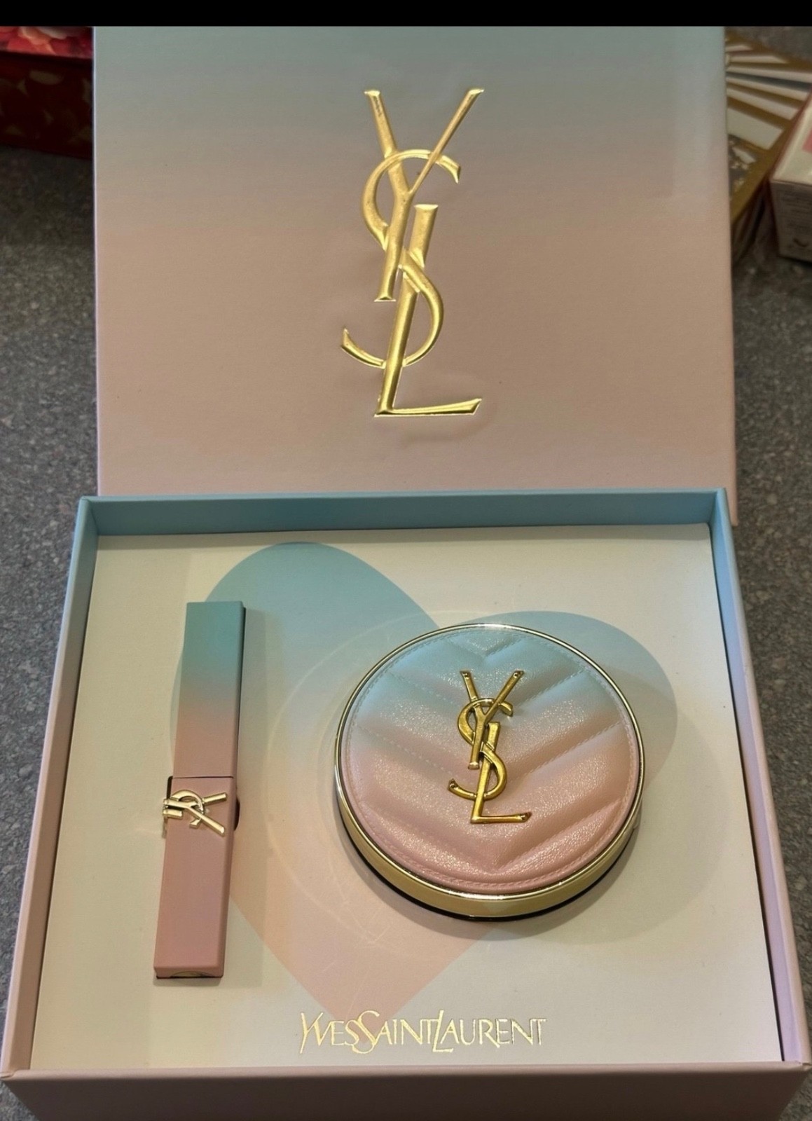 New Limited edition Yves Saint Laurent makeup gift set New Limited edition Yves Saint Laurent makeup gift set