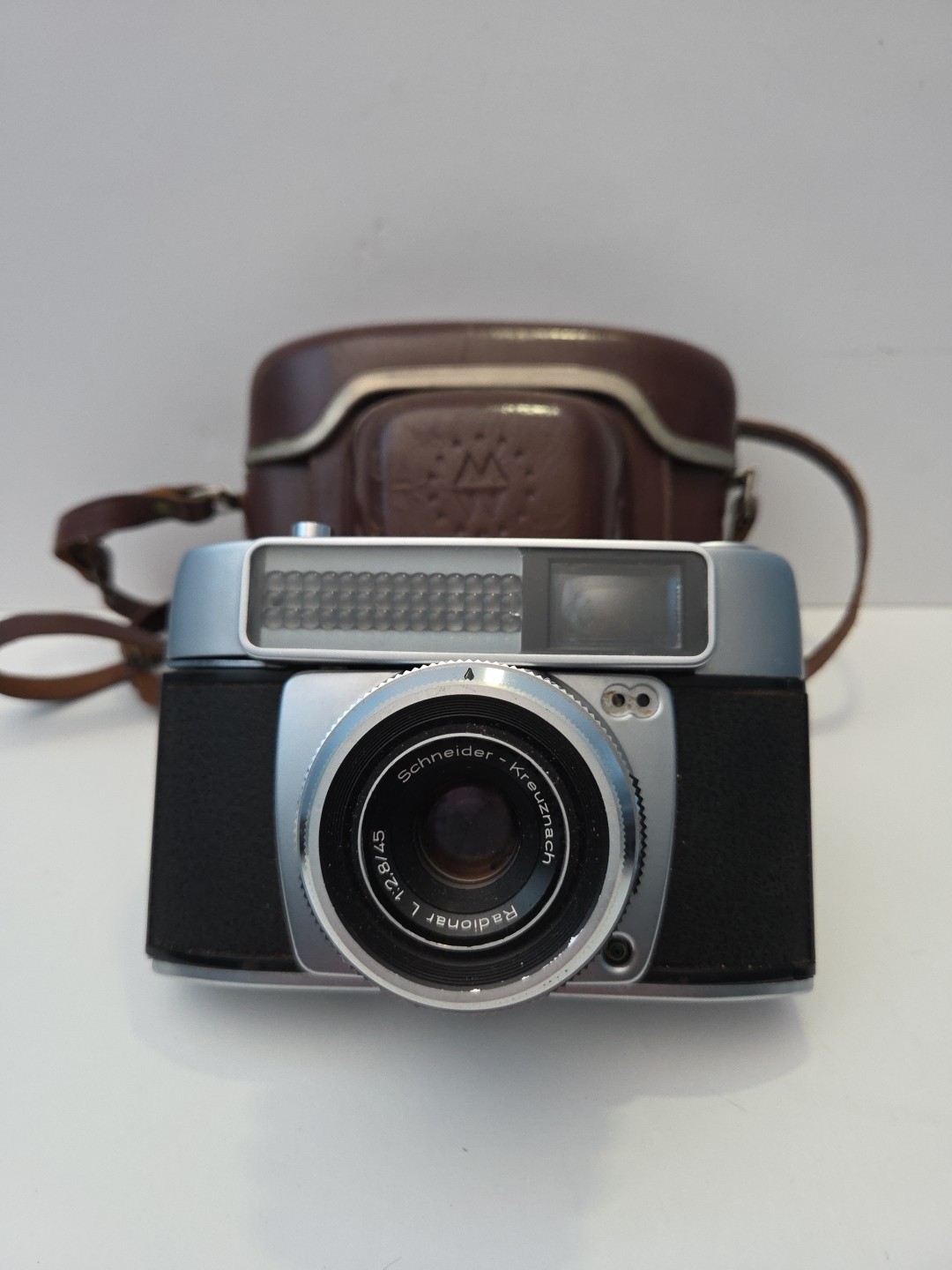 Adox Prontor 500 LK Camera w/ Schneider – Kreuznach Radionar L 1:2.8/45 lens Adox Prontor 500 LK Camera w/ Schneider – Kreuznach Radionar L 1:2.8/45 lens