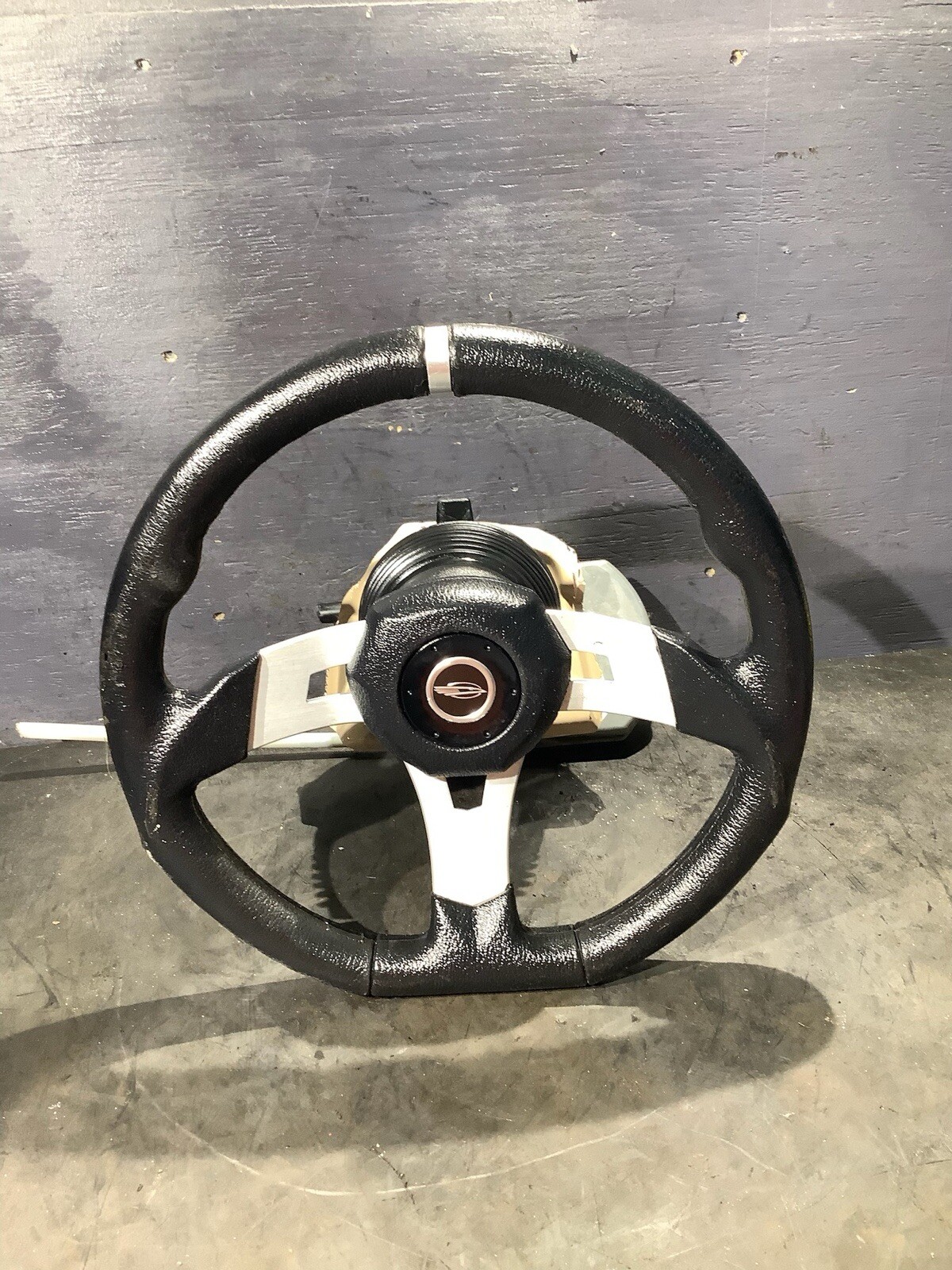 Oem 2011 Chaparral 226 Ssi Steering Wheel & Helm Oem 2011 Chaparral 226 Ssi Steering Wheel & Helm