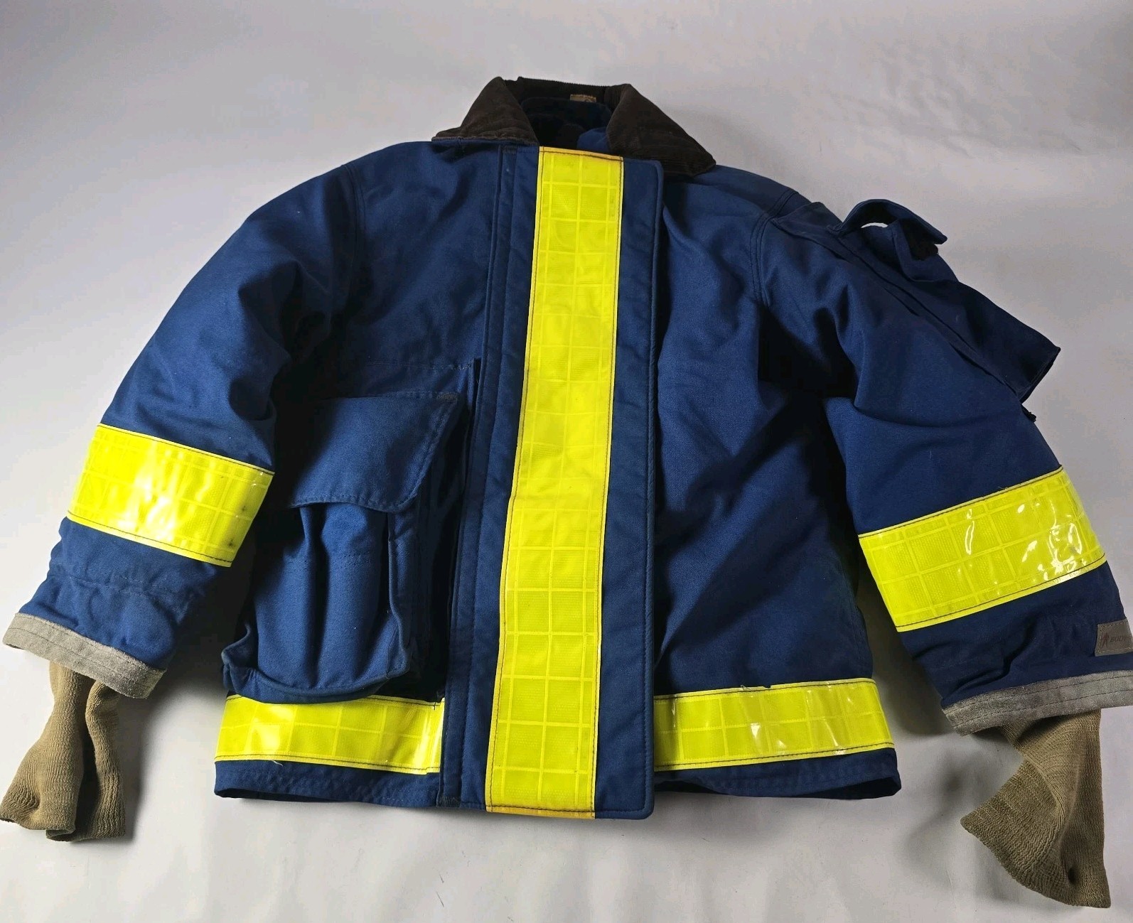 Vintage Body-Guard Firefighter Turnout Bunker Coat 90s Blue Rare Vintage Body-Guard Firefighter Turnout Bunker Coat 90s Blue Rare