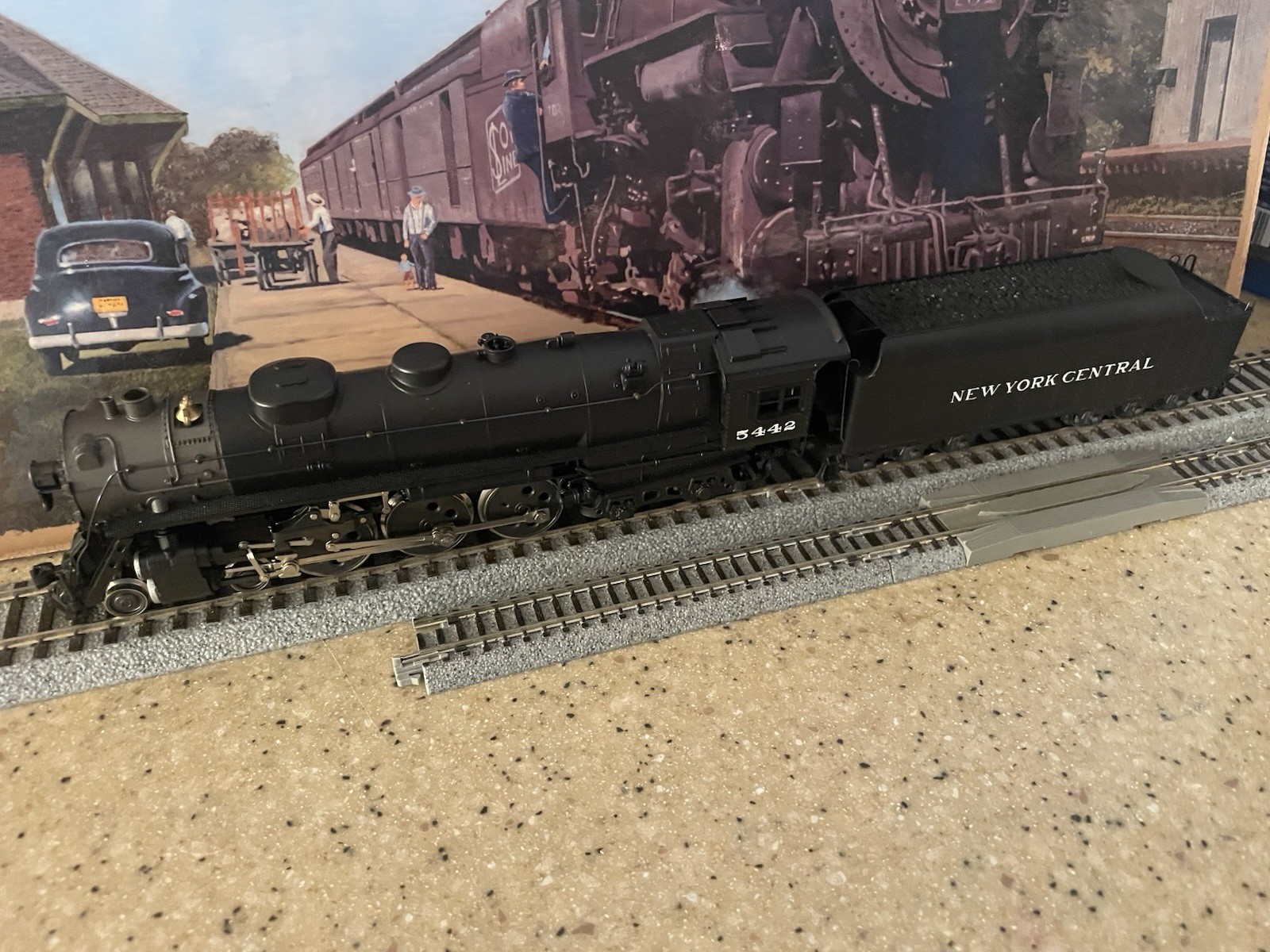 Rivarossi New York Central 5442 HO Scale Hudson Steam Locomotive and Tender