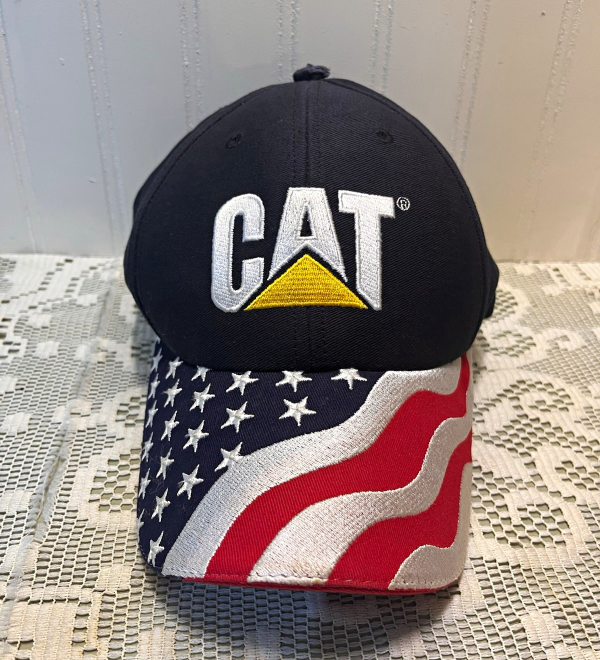 Caterpillar CAT Logo American Flag Brim Baseball Cap Hat Black Red-Rare/vintage