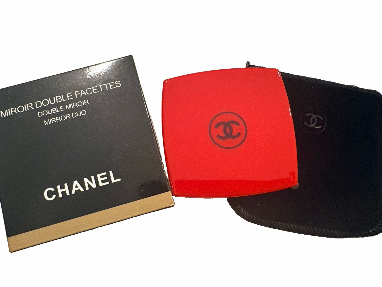 CHANEL Mirror Duo Double-Sided Compact Square Red *Read* CHANEL Mirror Duo Double-Sided Compact Square Red *Read*