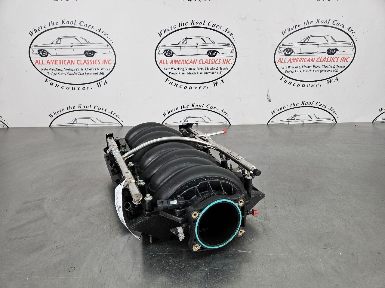 2005-07 C6 Corvette LS2 Factory Intake Manifold Assembly w/ Rails, Fuel Injector