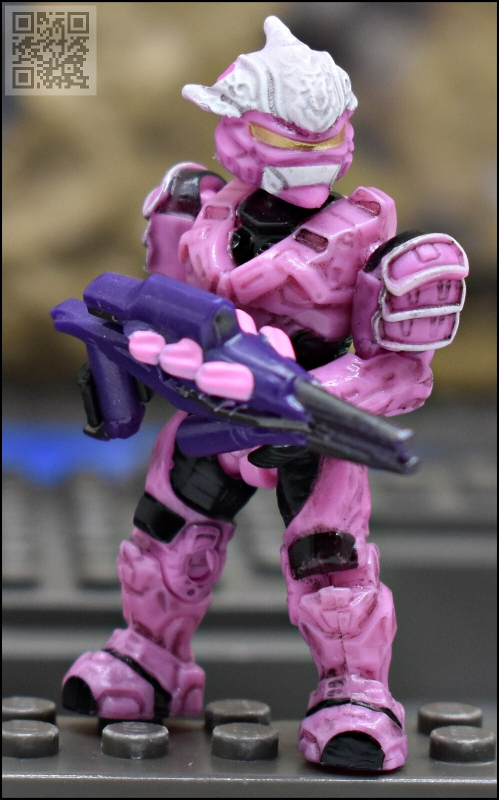 HALO MEGA BLOKS PINK UNSC SPARTAN HAYABUSA MINI FIGURE 96870 SERIES 2