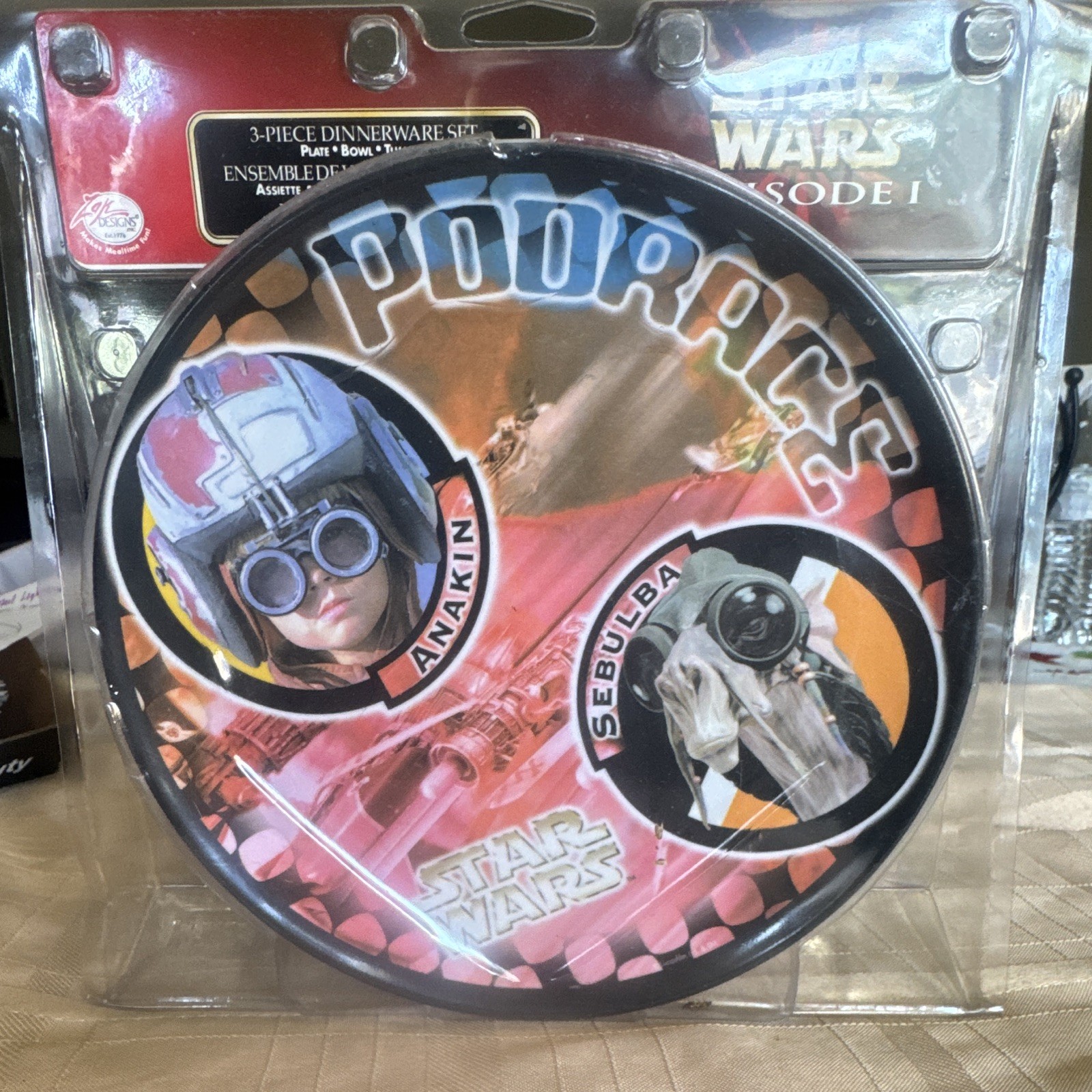 Star Wars Episode I 3 Piece Dinnerware Set Podrace Scene New Sealed VINTAGE Star Wars Episode I 3 Piece Dinnerware Set Podrace Scene New Sealed VINTAGE