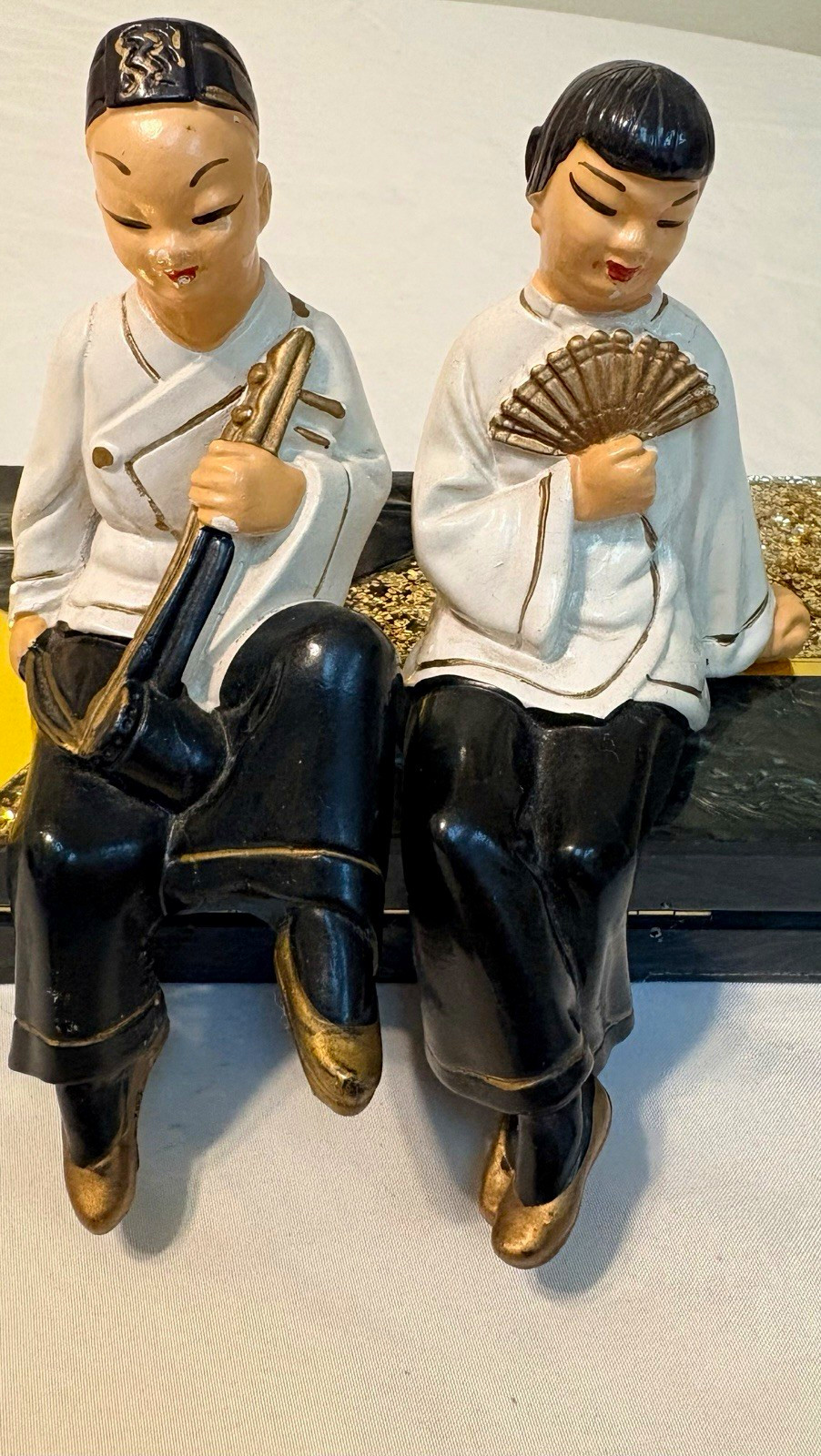 Vintage Ceramic 1950s Asian S.R Signed 7” Man & Woman Figurines Vintage Ceramic 1950s Asian S.R Signed 7” Man & Woman Figurines