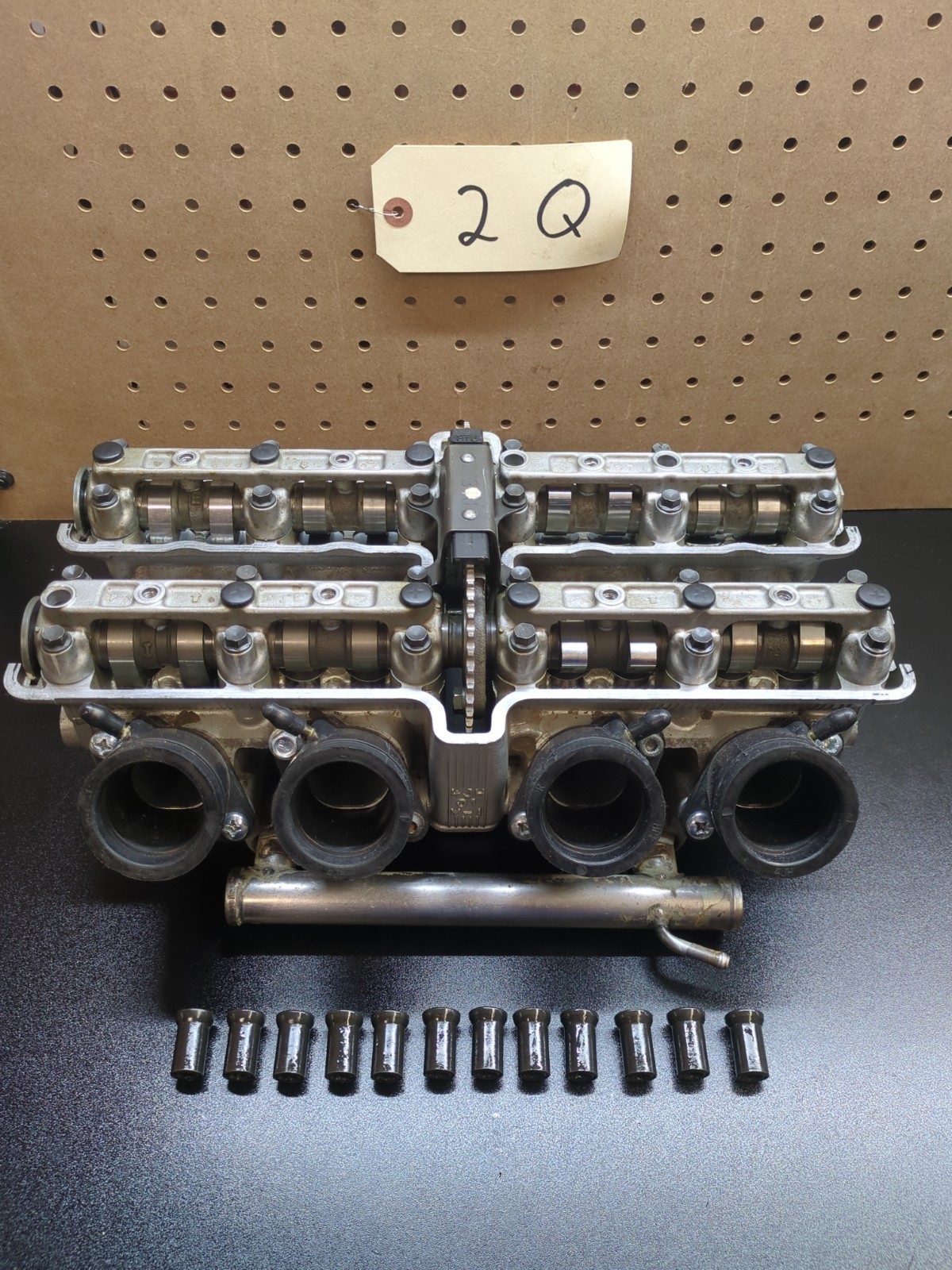 YAMAHA 1997 - 2002 ZF600R THUNDERCAT Engine Motor Cylinder Head 4MM-11101-02-00 YAMAHA 1997 - 2002 ZF600R THUNDERCAT Engine Motor Cylinder Head 4MM-11101-02-00