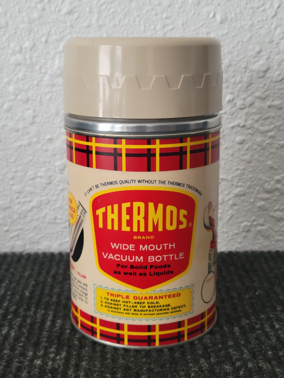 Vintage THERMOS 5254 Pint Red & Yellow Plaid Crown Lid Complete NEW - UNUSED Vintage THERMOS 5254 Pint Red & Yellow Plaid Crown Lid Complete NEW - UNUSED