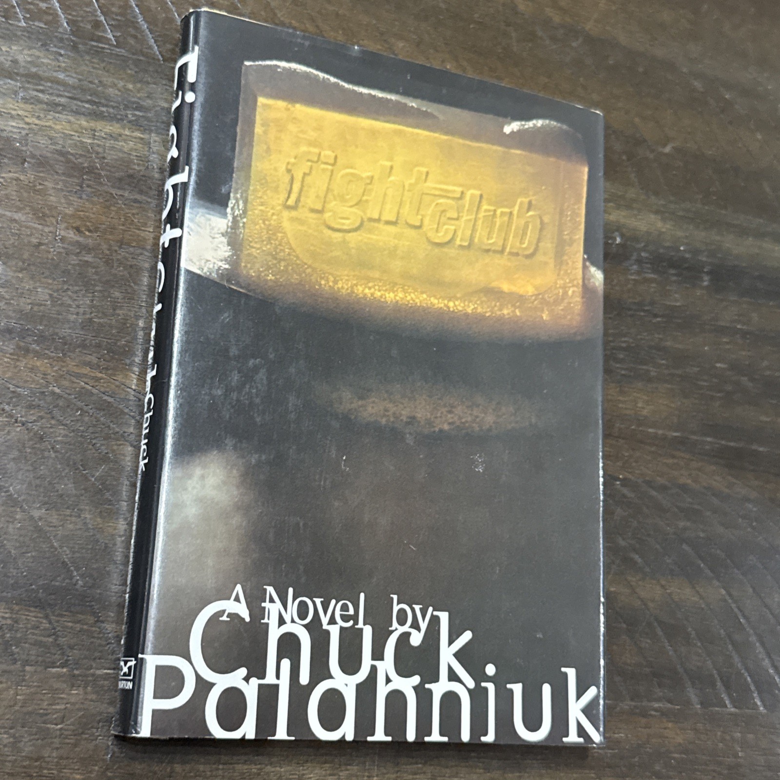 Fight Club by Chuck Palahniuk Hard Cover First Edition 1996 W.W. Norton Novel Fight Club by Chuck Palahniuk Hard Cover First Edition 1996 W.W. Norton Novel