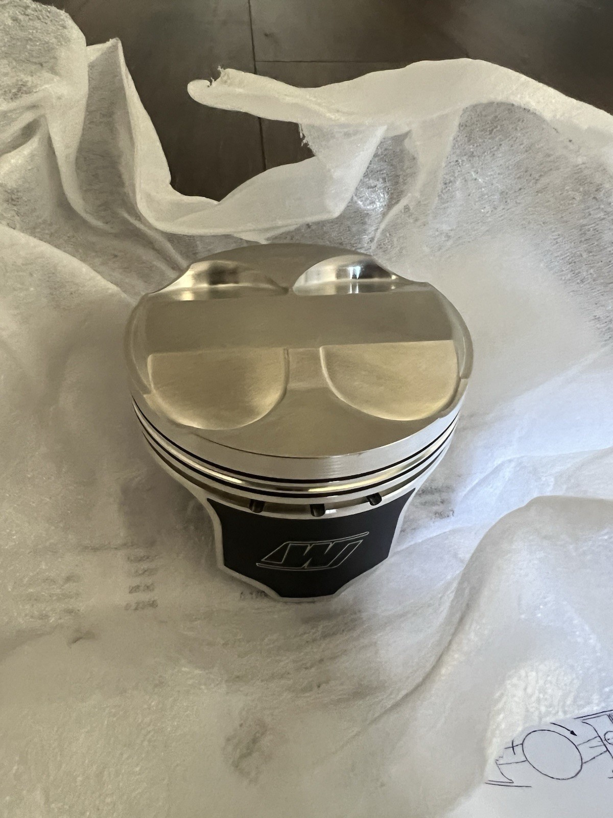 Weisco 12.5:1 Pistons Set Weight Matched And Debured  By 4 Piston Racing.