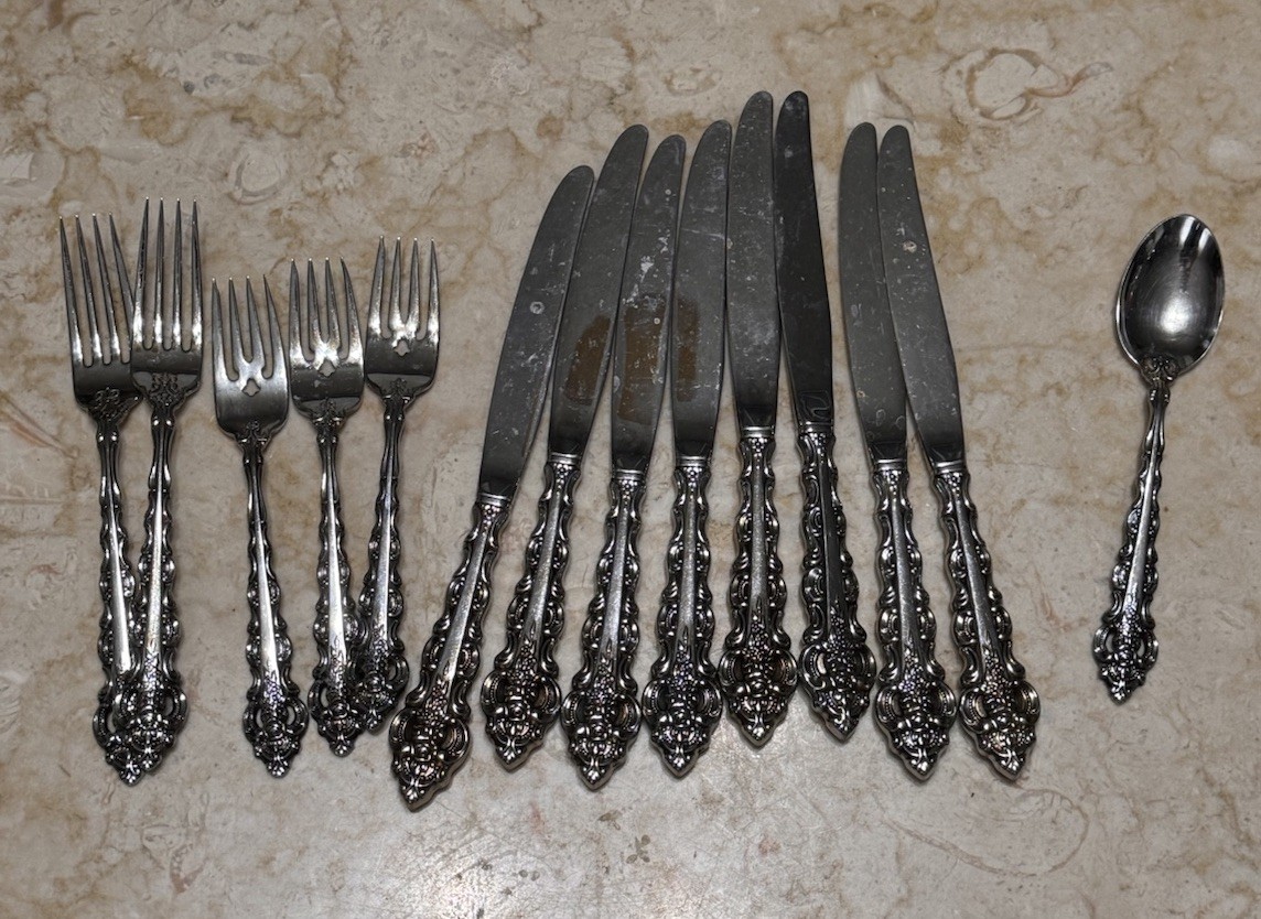 Vintage Oneida Michelangelo Stainless Flatware Lot - 15 Pcs USA Vintage Oneida Michelangelo Stainless Flatware Lot - 15 Pcs USA