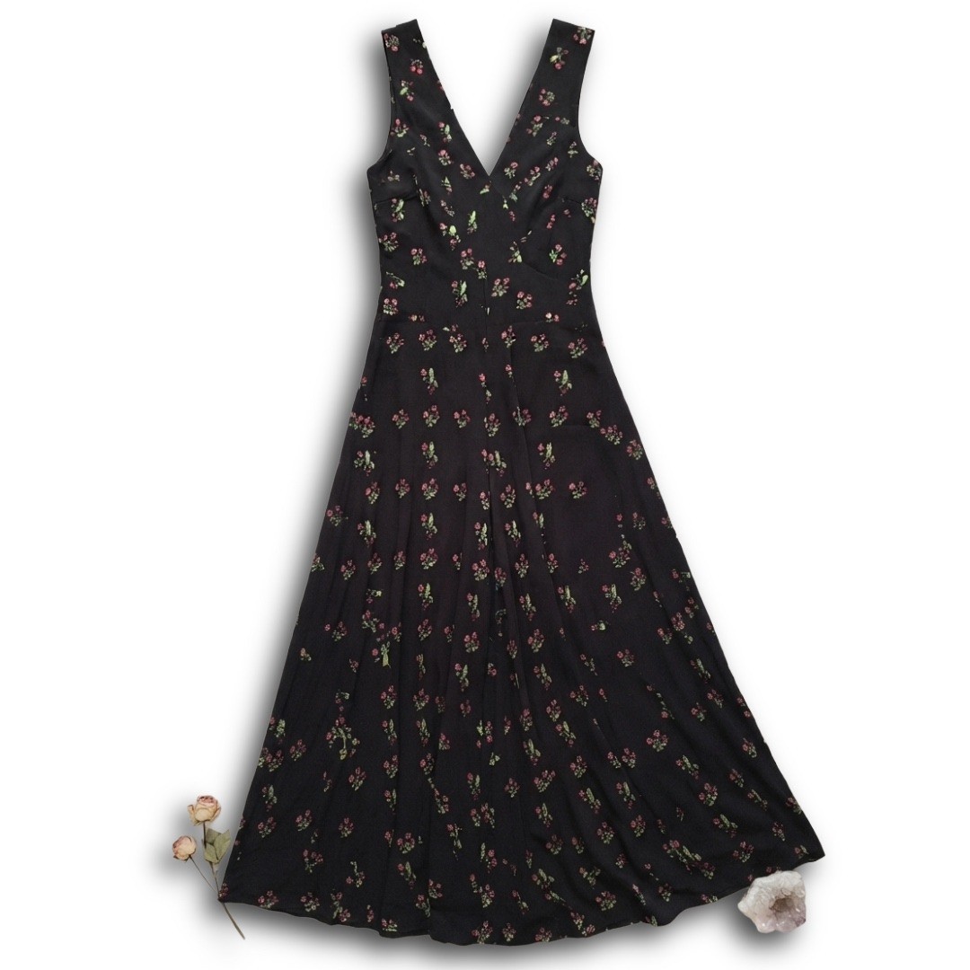 Realisation Par The Inez Black Strawberry Silk Floral Midi Dress V-Neck Size L Realisation Par The Inez Black Strawberry Silk Floral Midi Dress V-Neck Size L